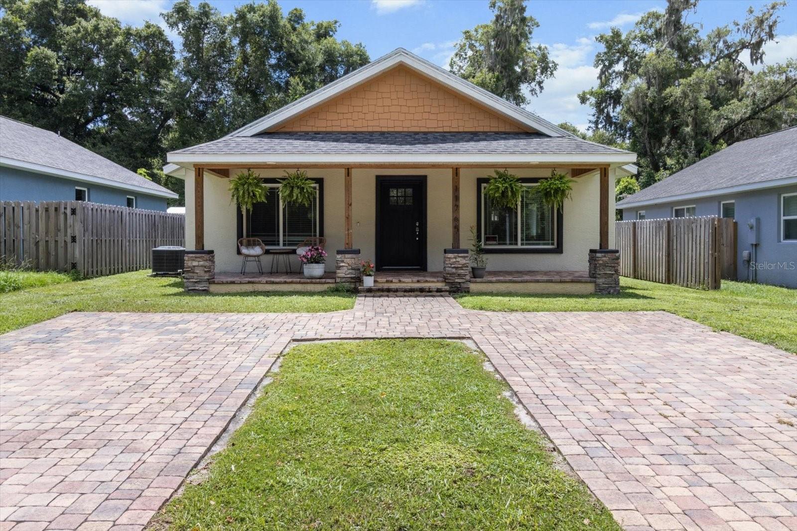Image 4 of 39 For 11765 Bostick Street