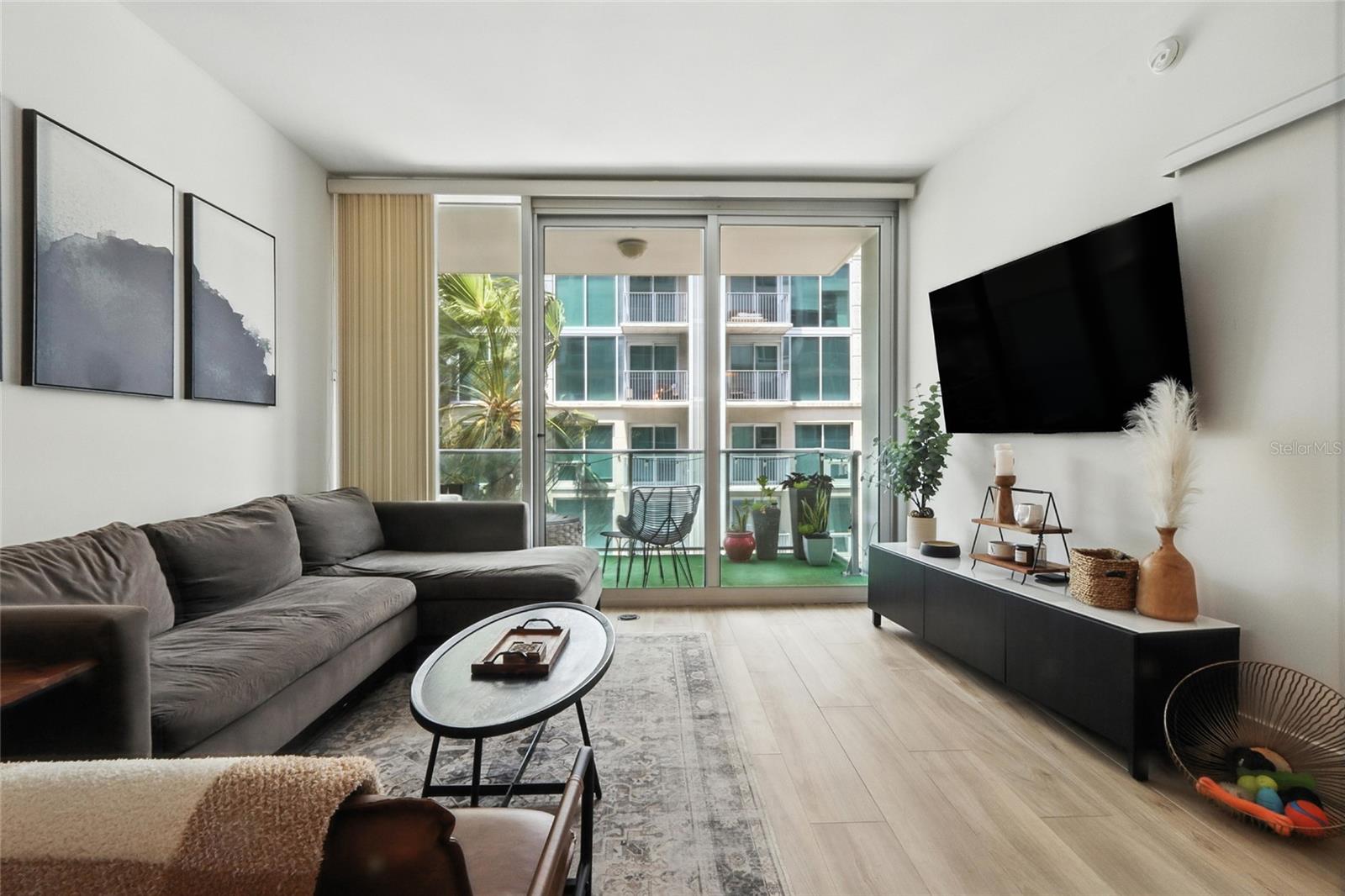 Image 10 of 30 For 111 12th Street 1427