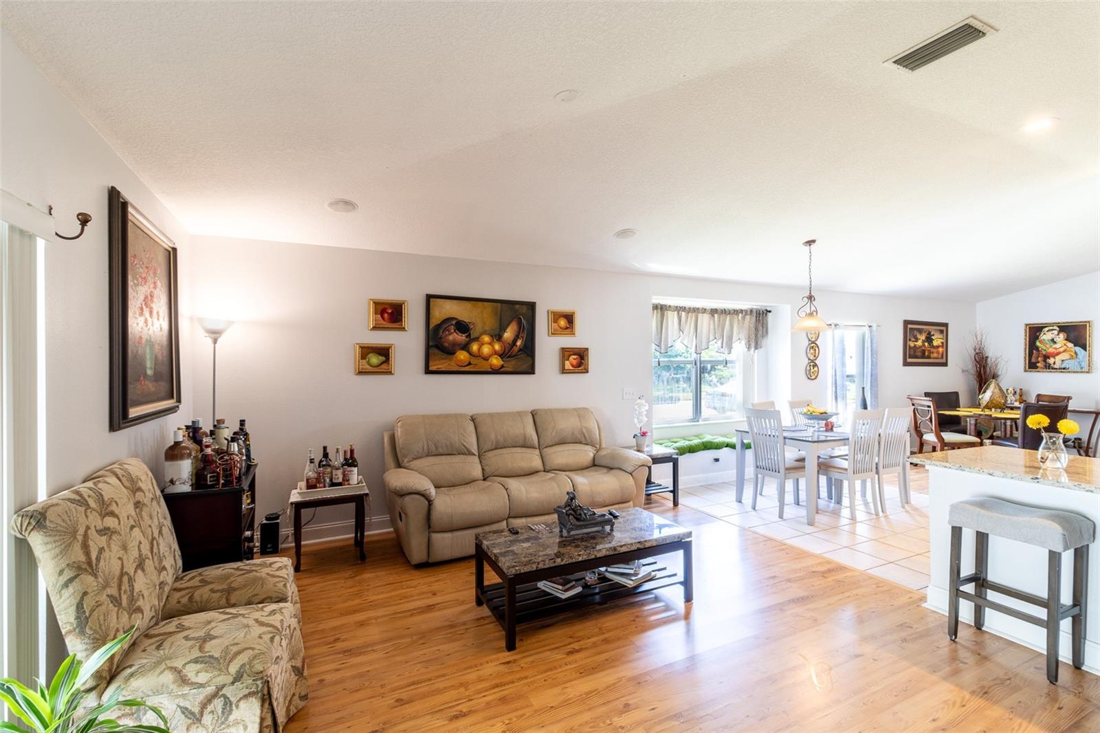 Listing photo id 19 for 1433 Greely Court