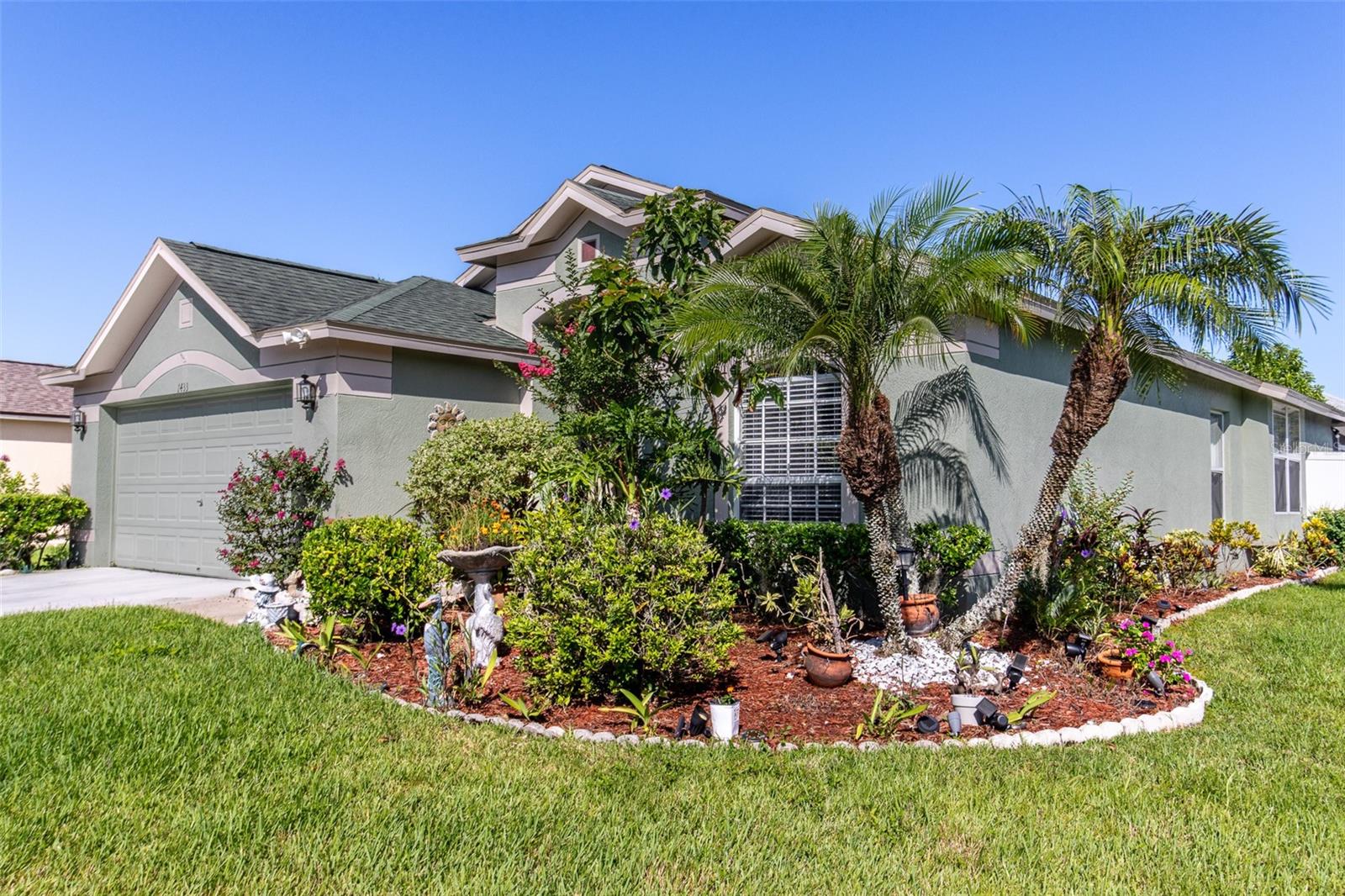 Listing photo id 1 for 1433 Greely Court