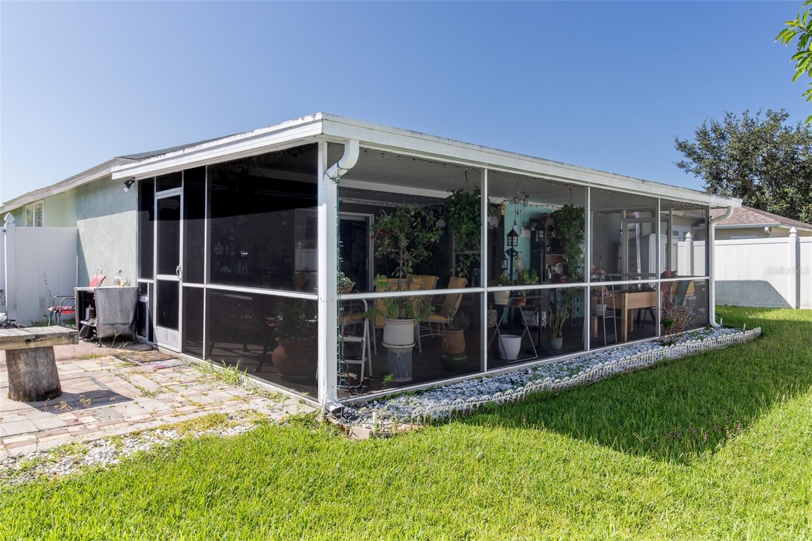Listing photo id 39 for 1433 Greely Court