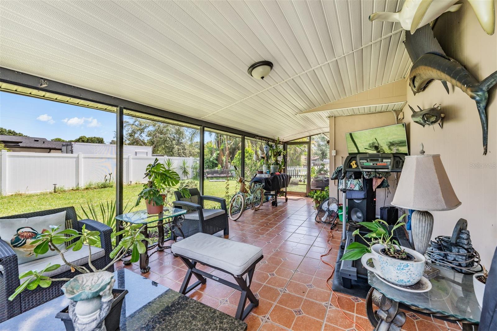 Image 19 of 29 For 250 Lake Palms Drive