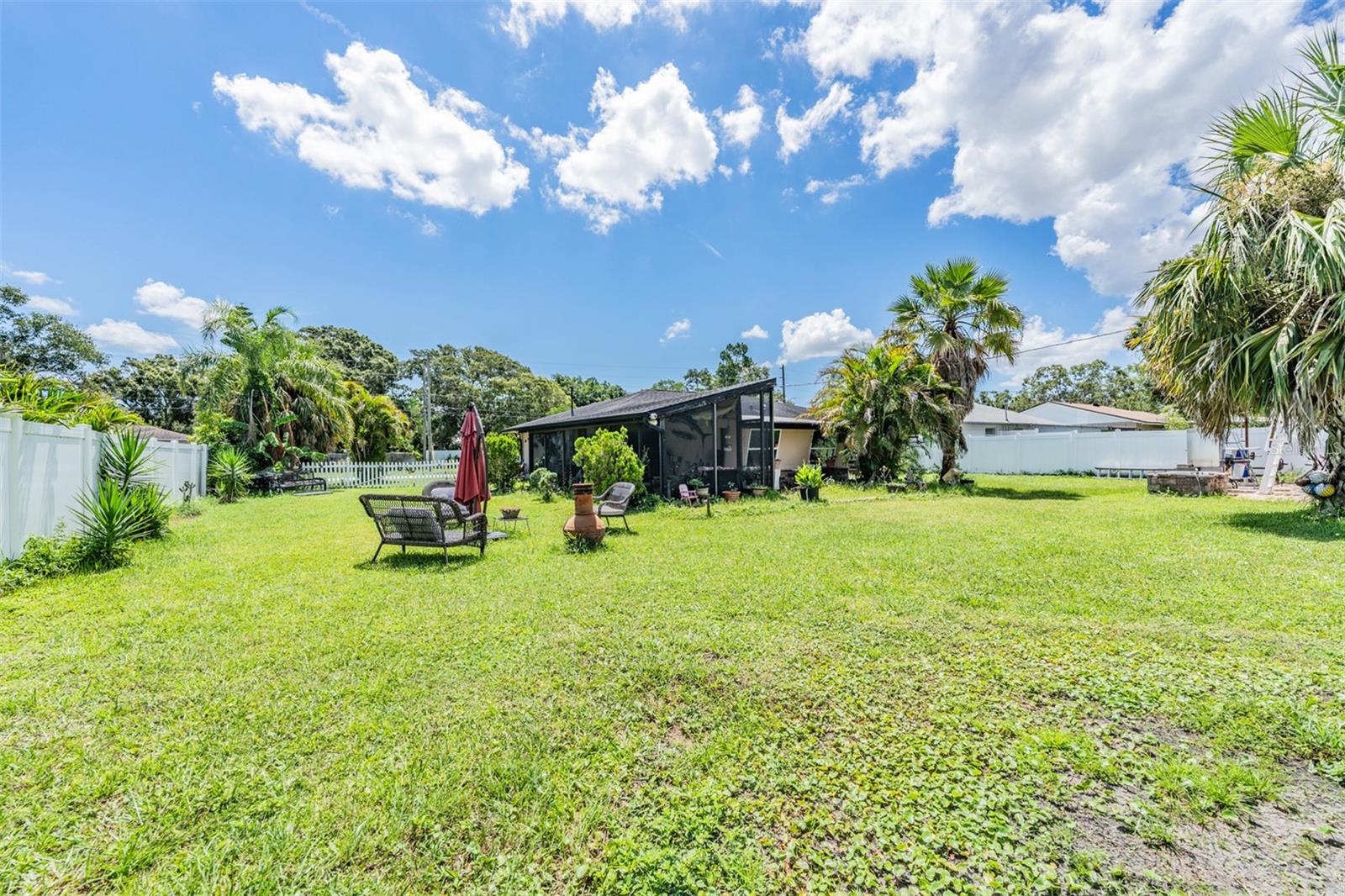 Image 21 of 29 For 250 Lake Palms Drive