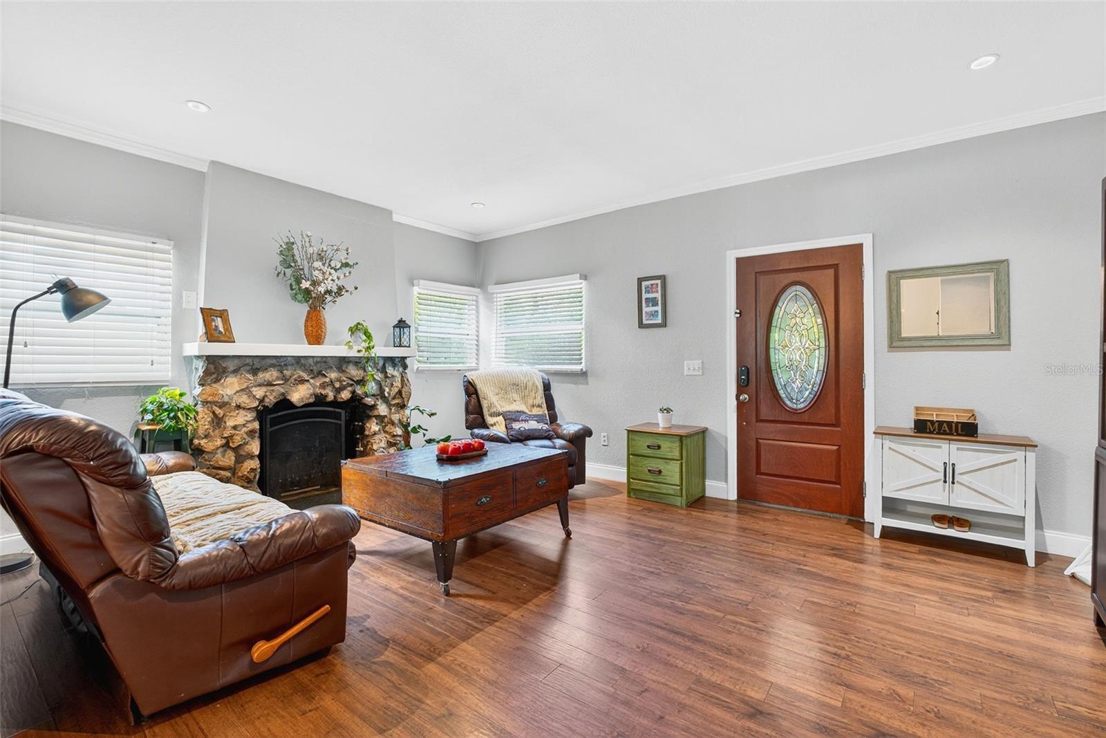 Image 6 of 39 For 1728 Albemarle Road