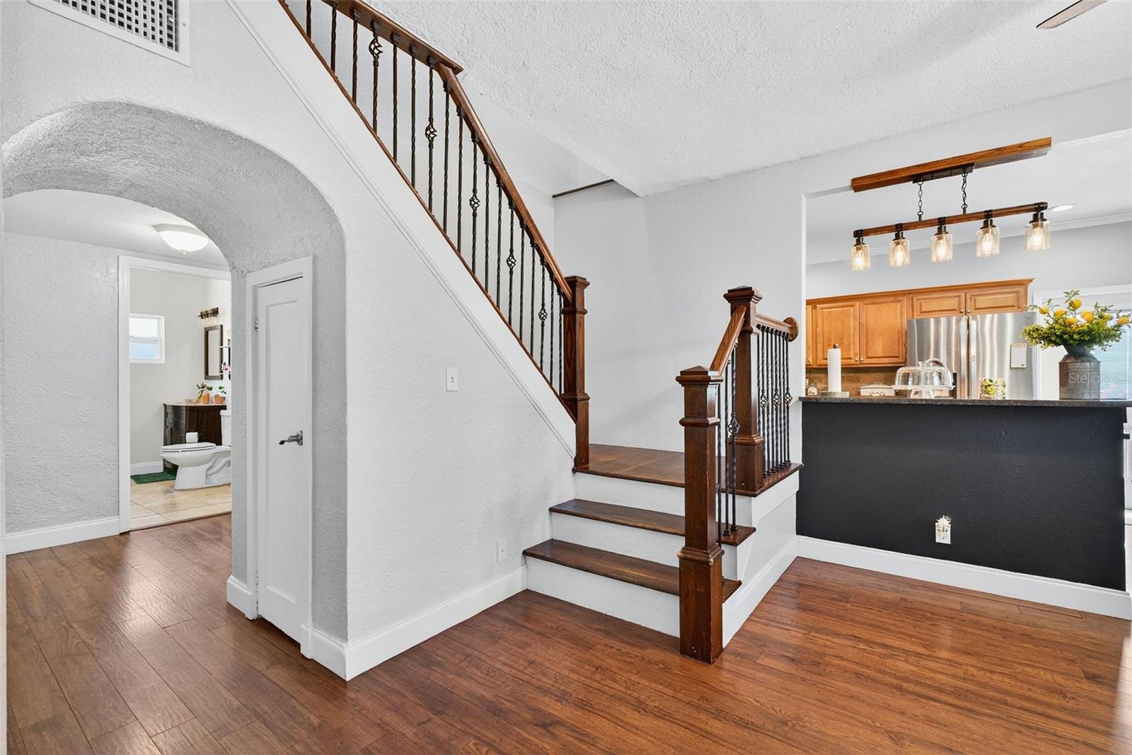 Image 9 of 39 For 1728 Albemarle Road