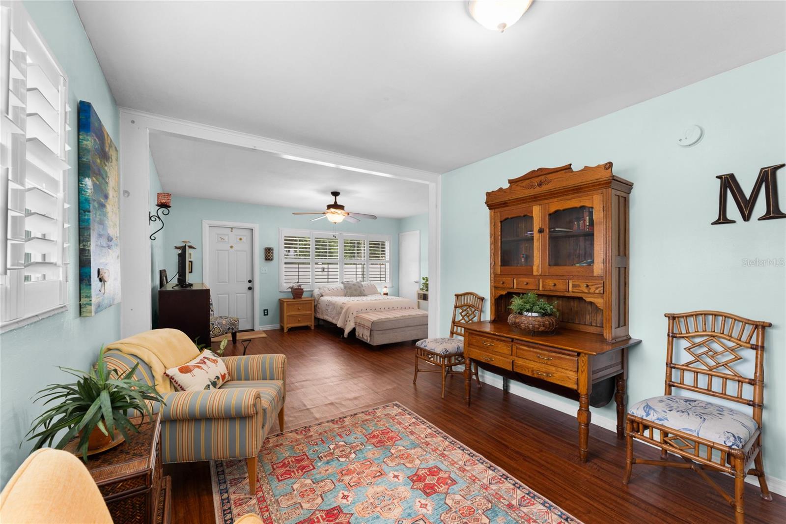 Listing photo id 26 for 209 Emerald Lane