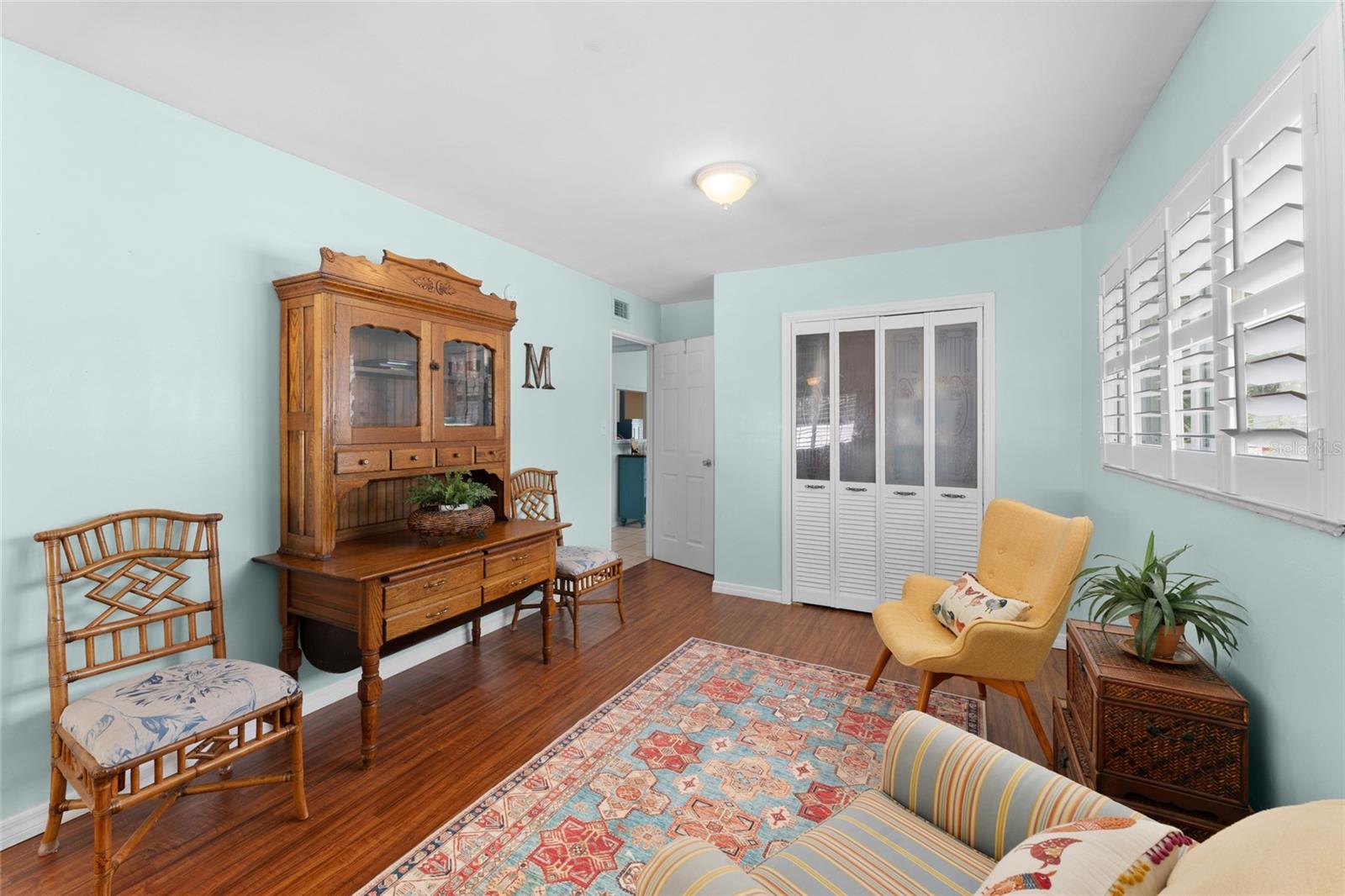Listing photo id 36 for 209 Emerald Lane