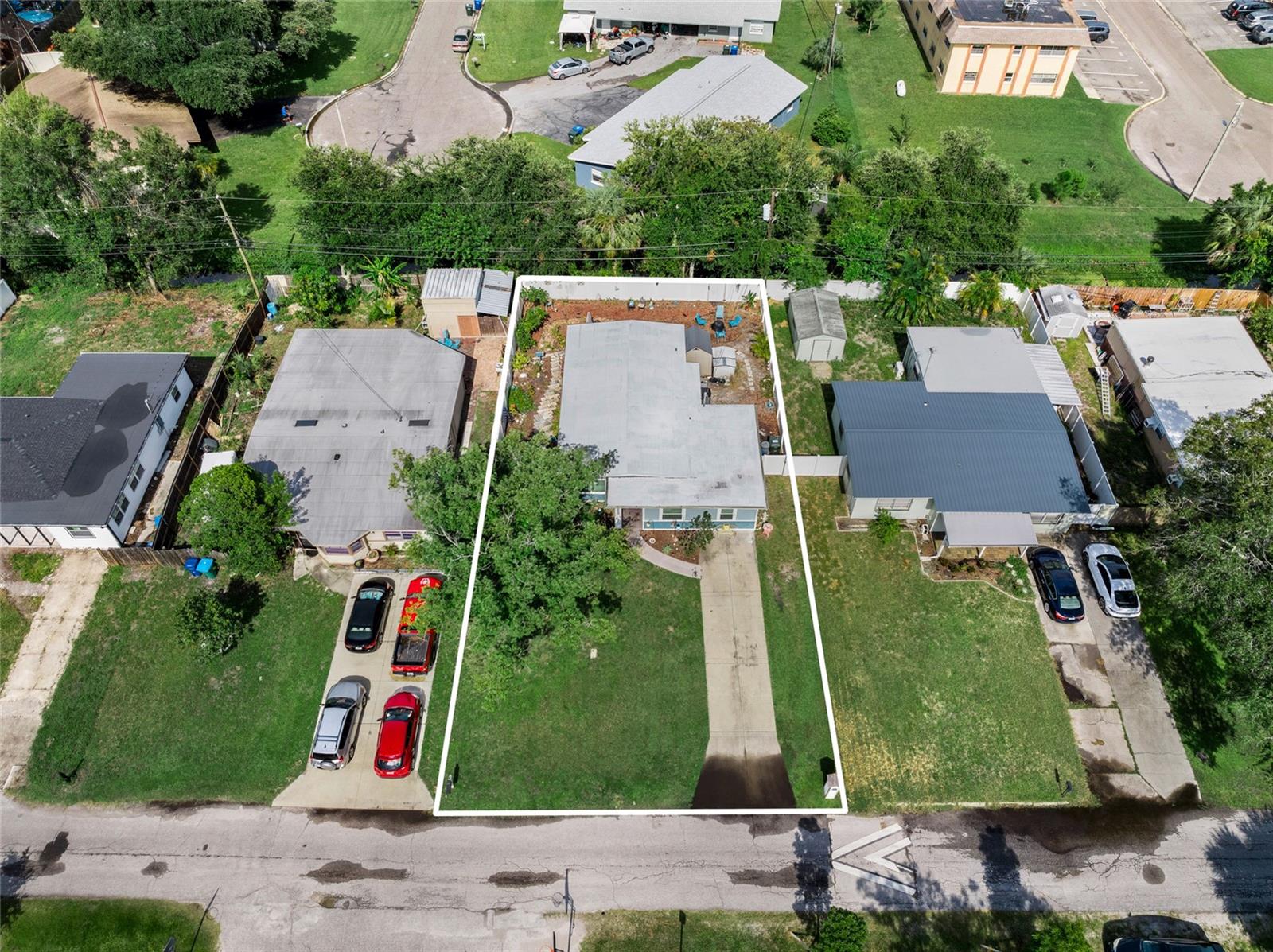 Listing photo id 58 for 209 Emerald Lane