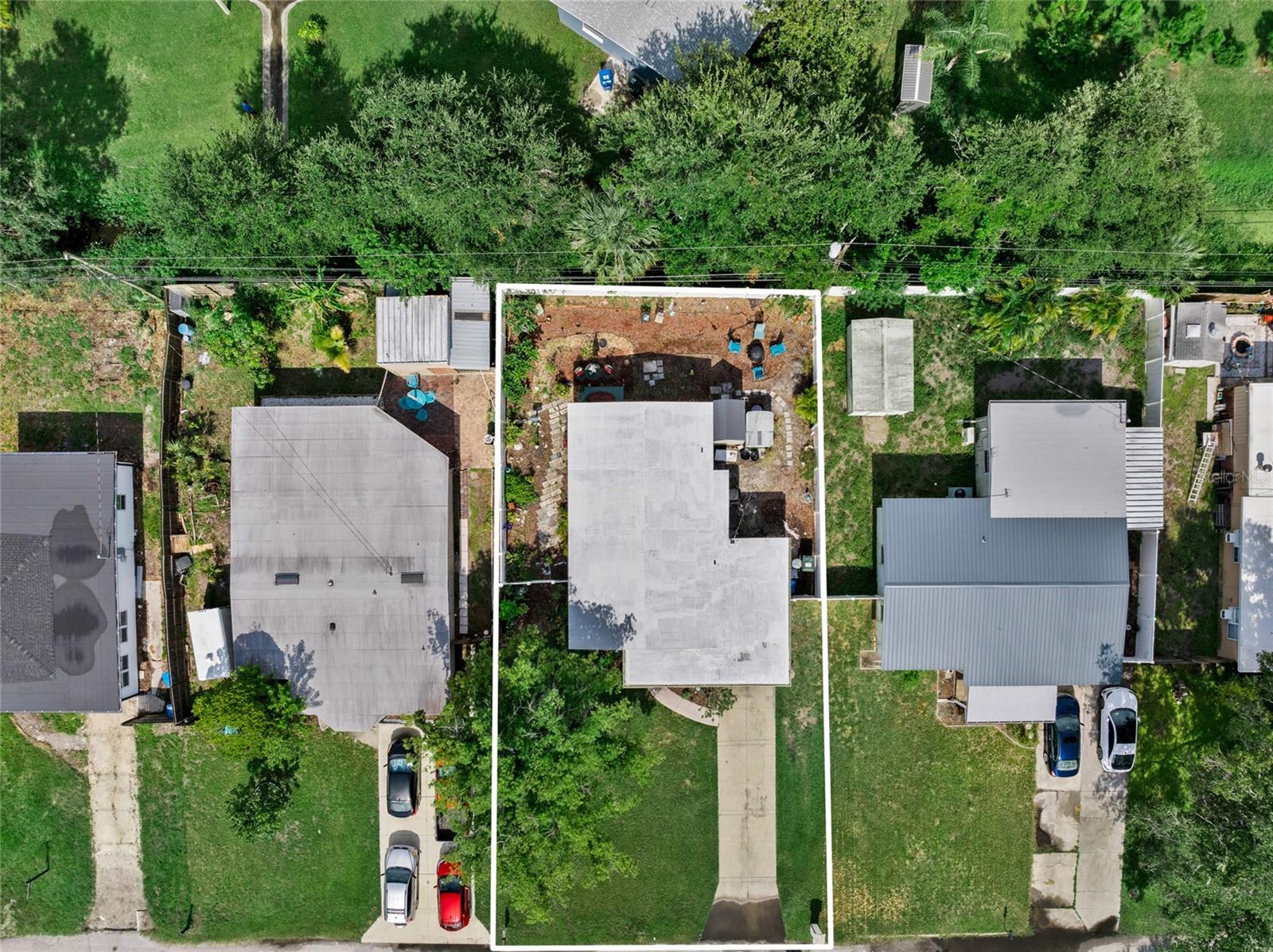 Listing photo id 62 for 209 Emerald Lane