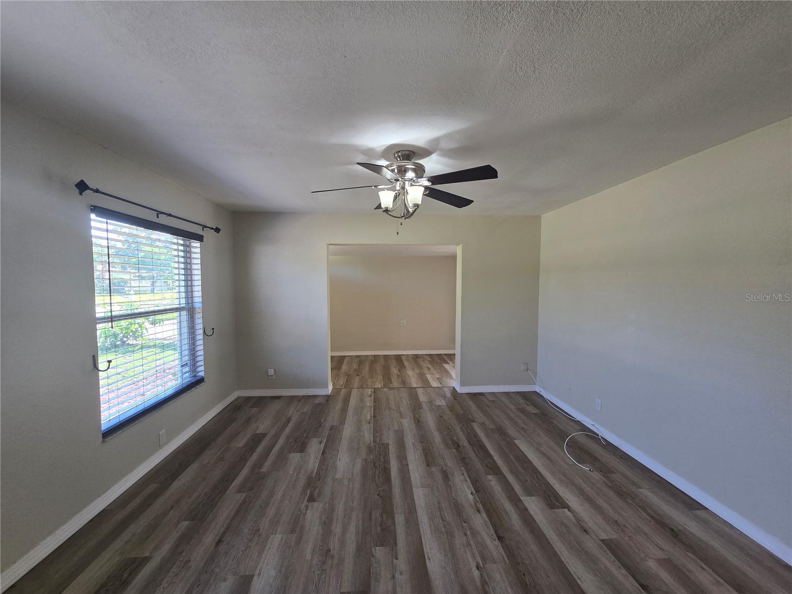Image 6 of 12 For 4428 Varn Avenue