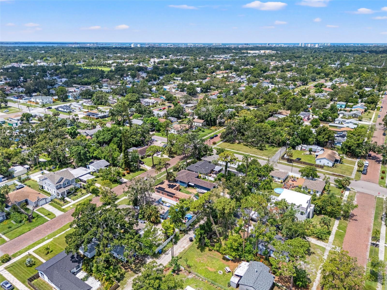 Image 16 of 24 For 4235 3rd Avenue S