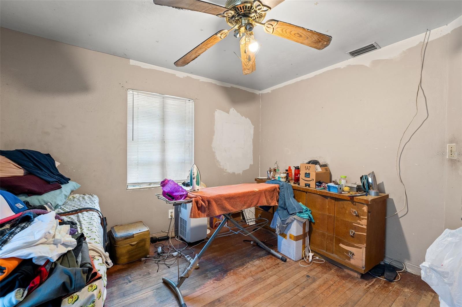 Image 19 of 24 For 4235 3rd Avenue S