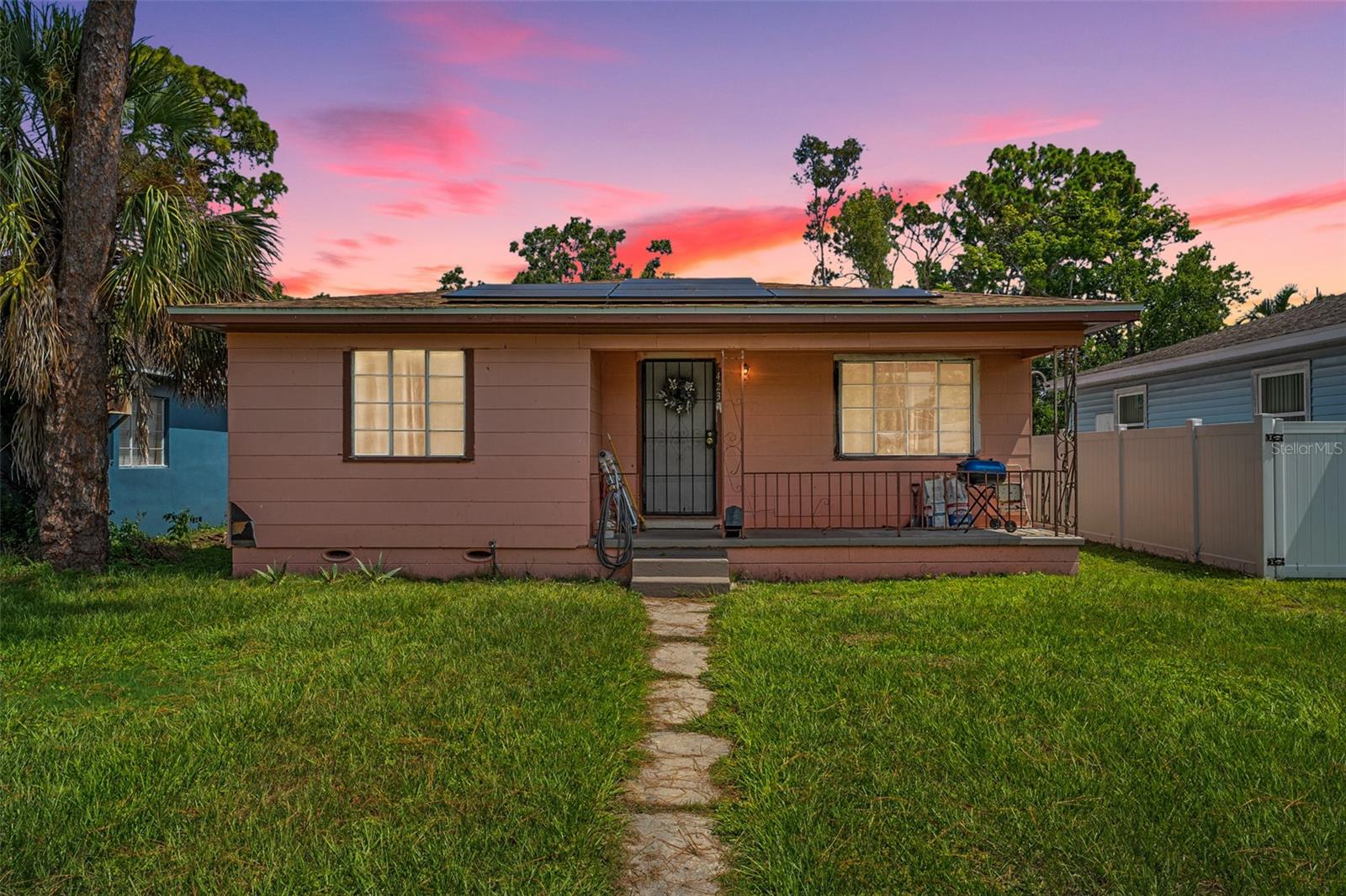 Image 2 of 24 For 4235 3rd Avenue S