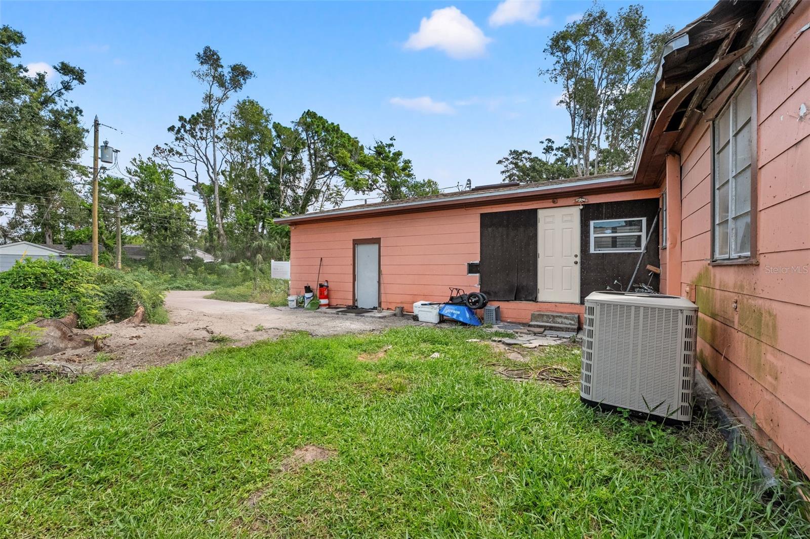 Image 22 of 24 For 4235 3rd Avenue S