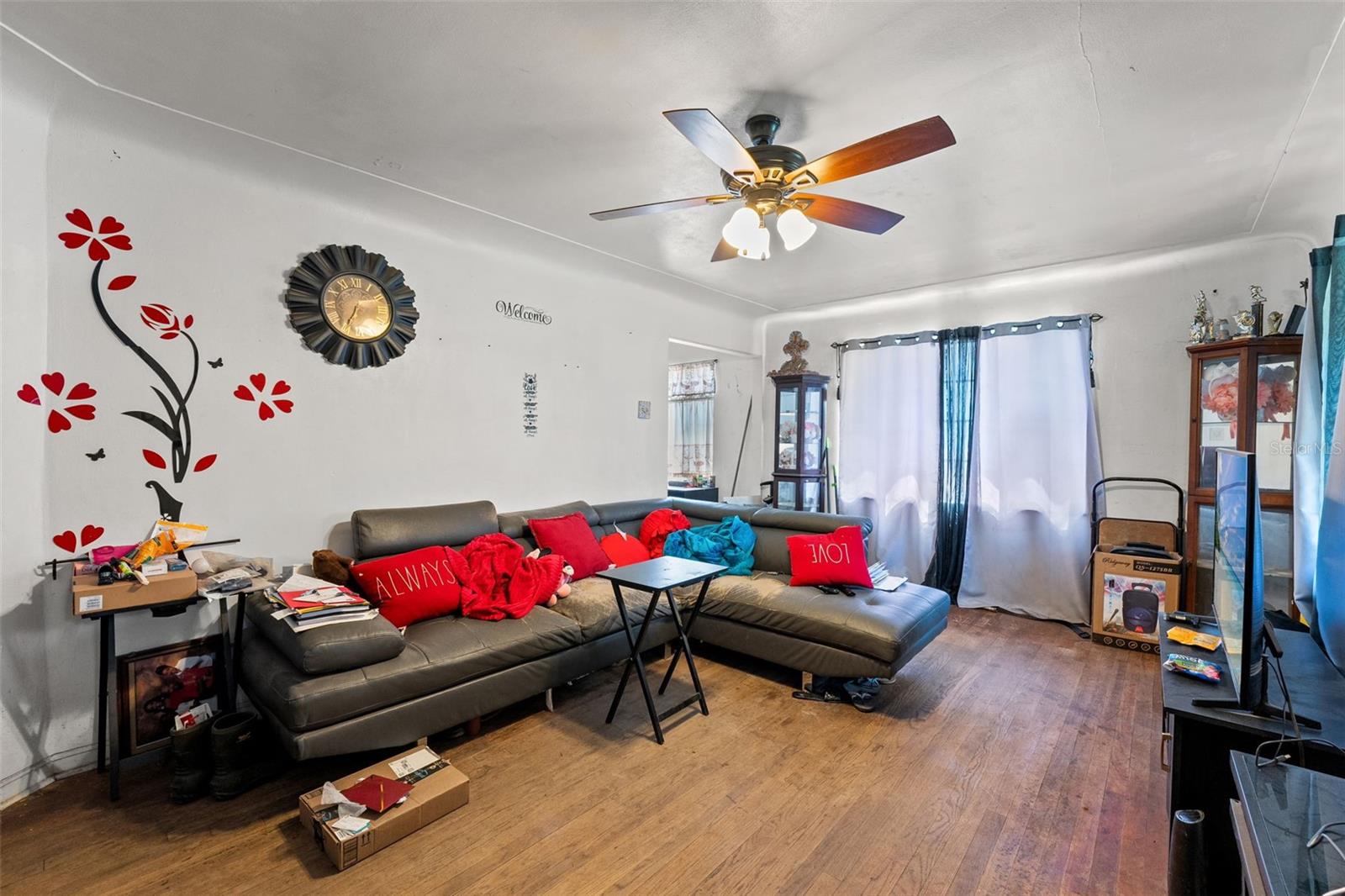 Image 7 of 24 For 4235 3rd Avenue S