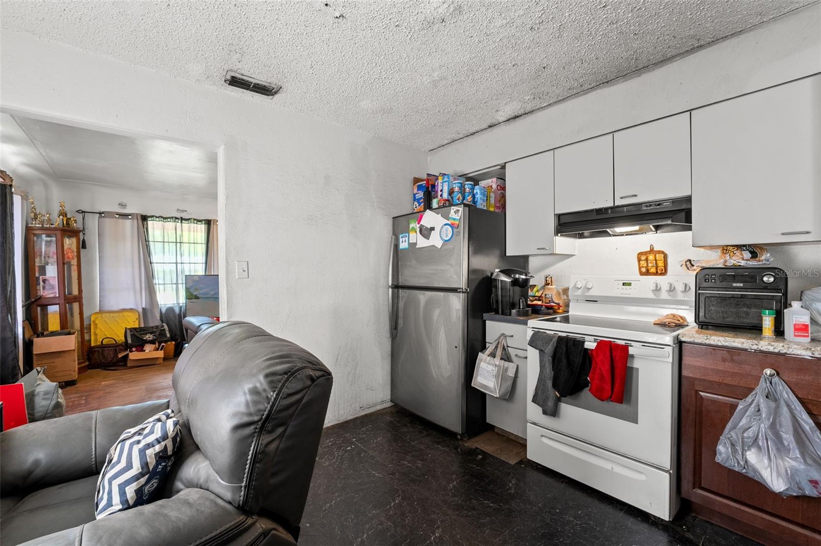 Image 8 of 24 For 4235 3rd Avenue S
