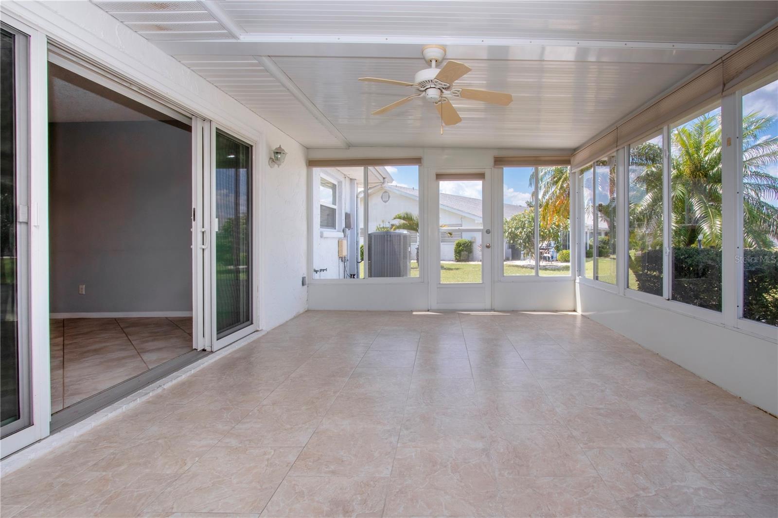 Image 21 of 52 For 377 Club Manor Drive