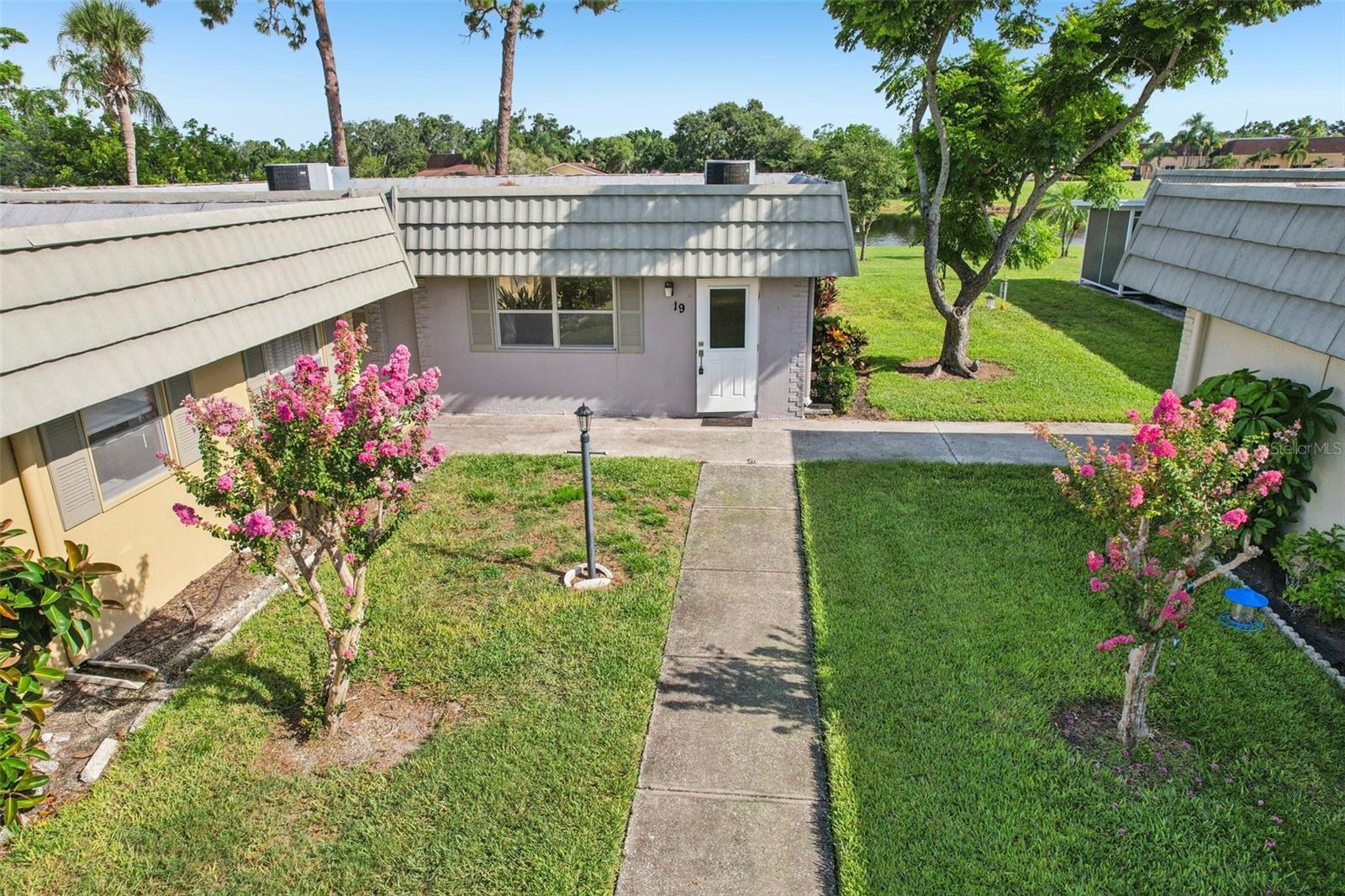 Details for 201 Kings Boulevard 19, SUN CITY CENTER, FL 33573