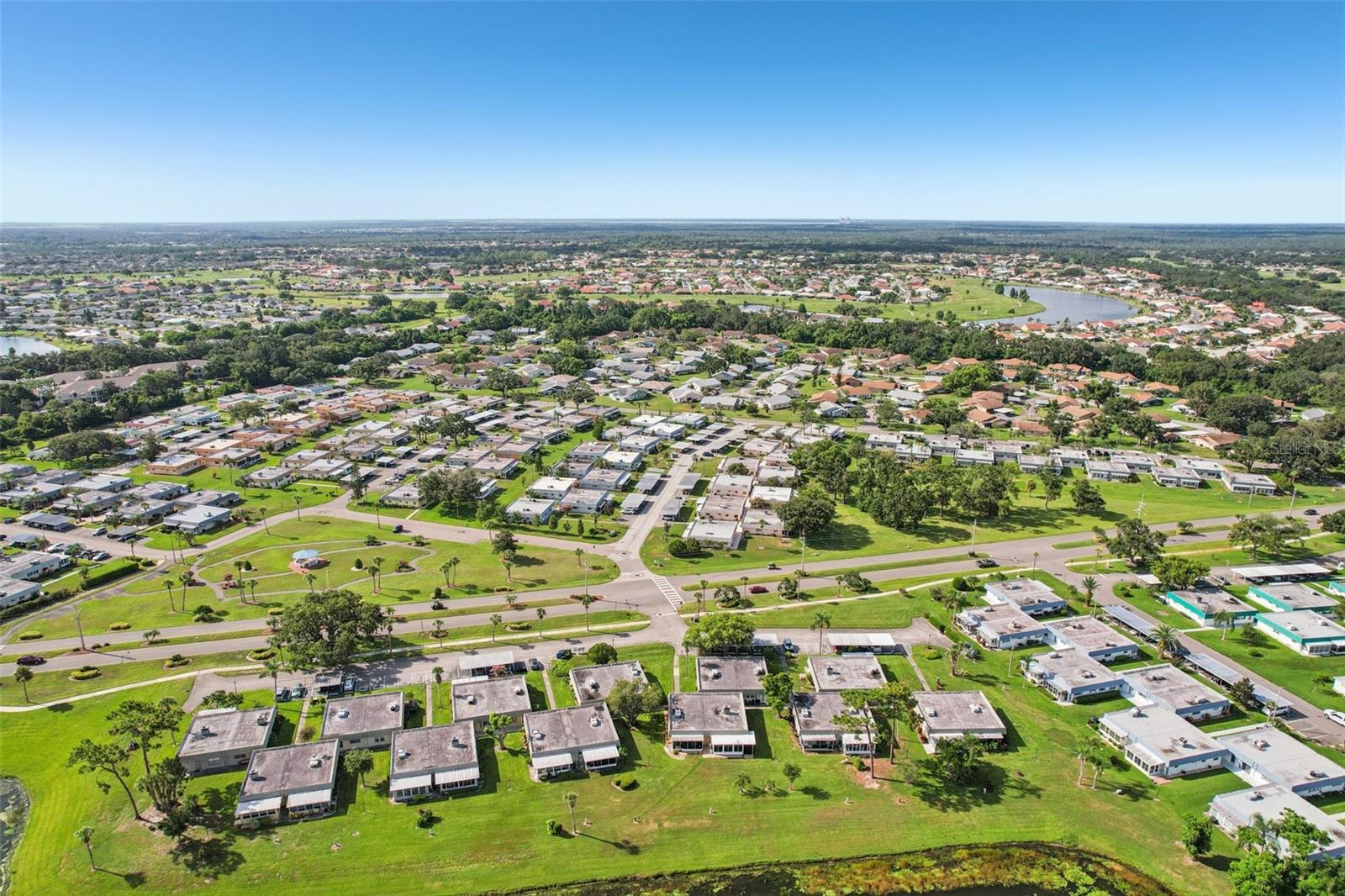 Image 46 of 51 For 201 Kings Boulevard 19