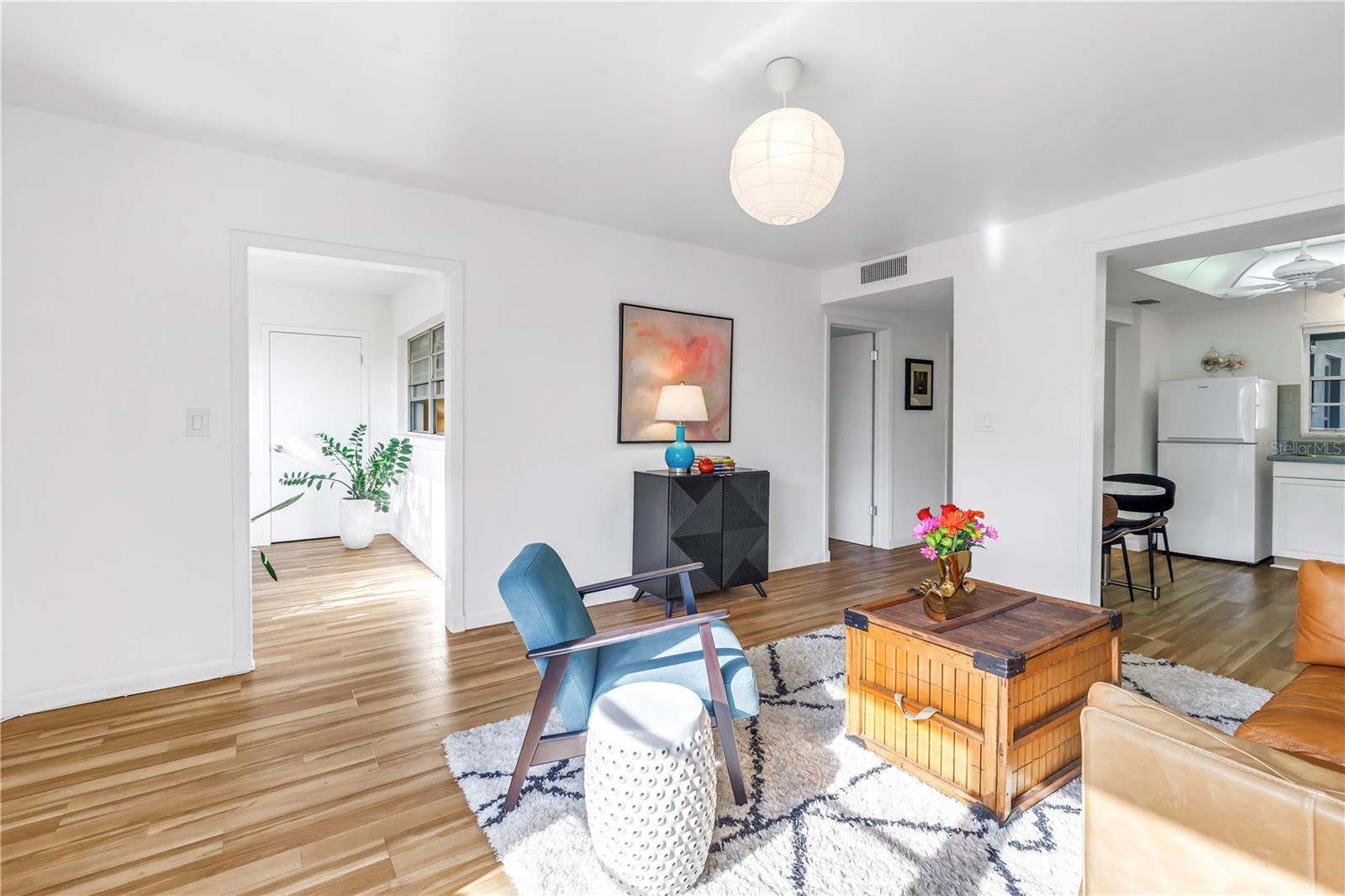 Image 10 of 43 For 800 71st Avenue N 10