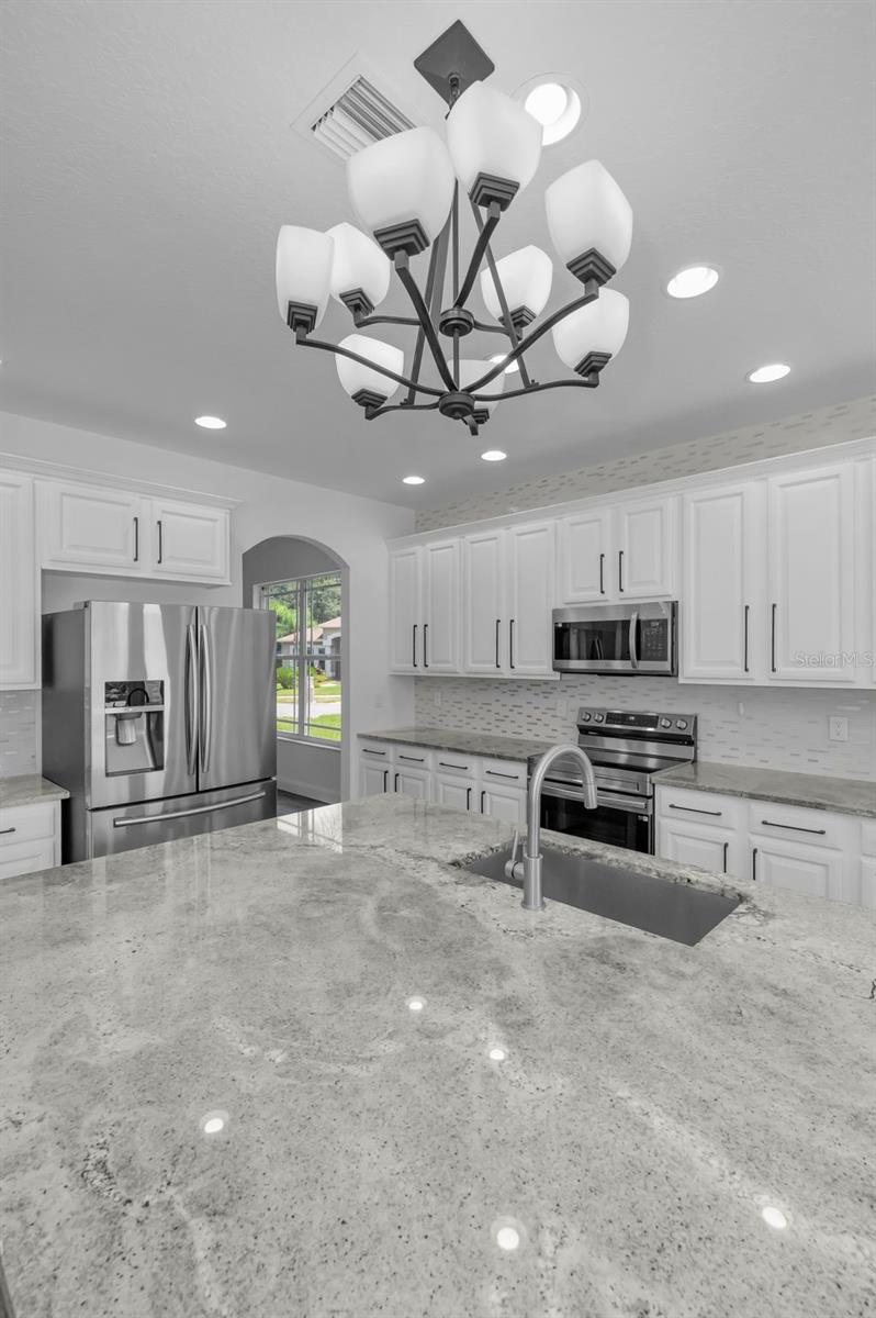 Image 16 of 93 For 10530 Canary Isle Drive