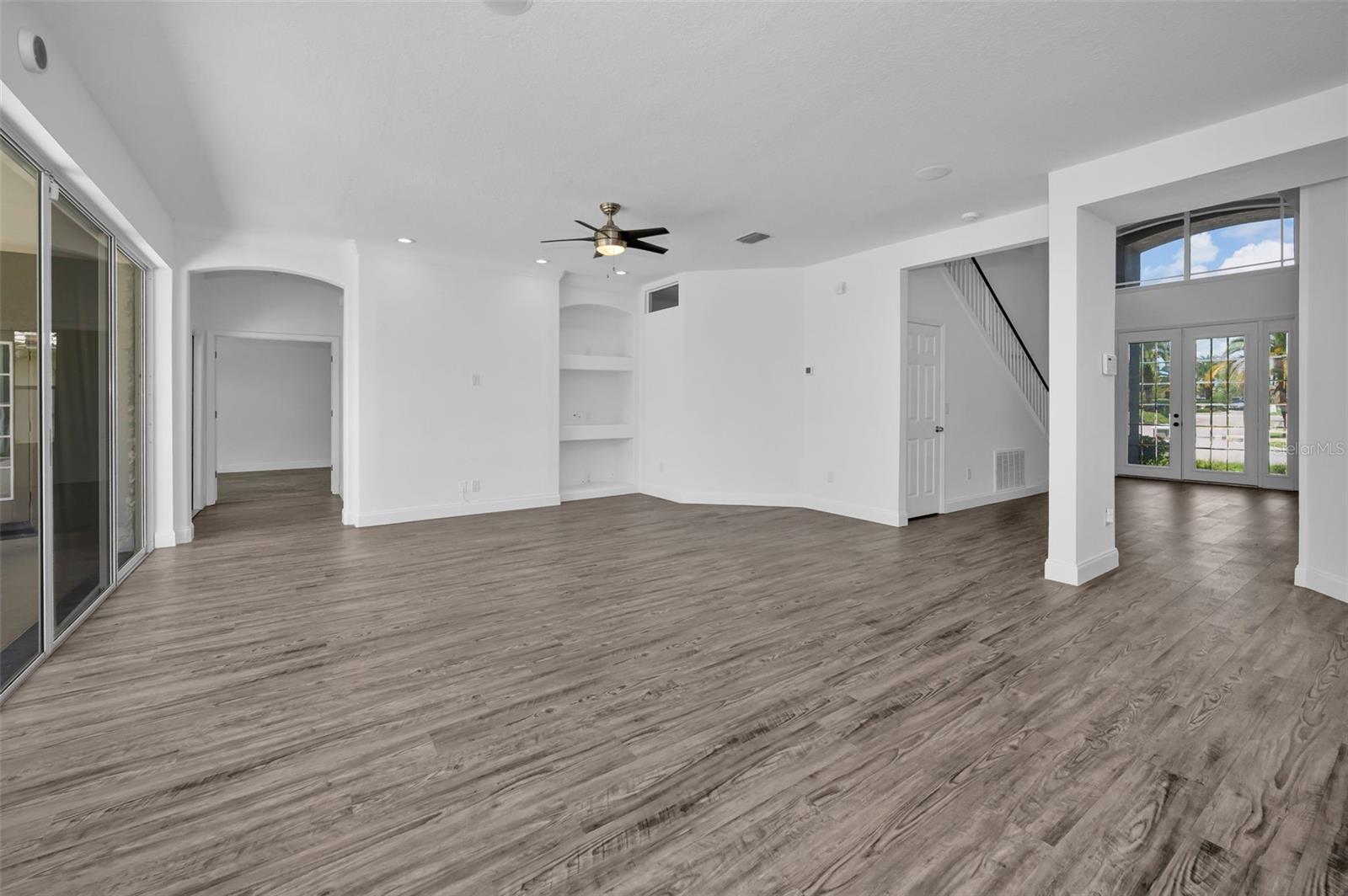 Image 23 of 93 For 10530 Canary Isle Drive