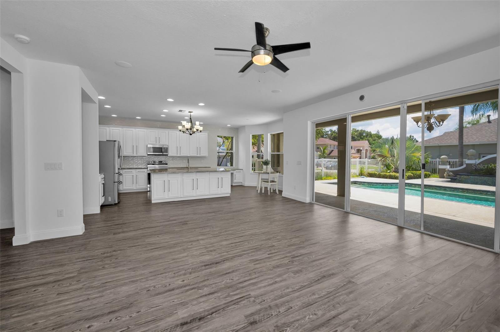 Image 25 of 93 For 10530 Canary Isle Drive