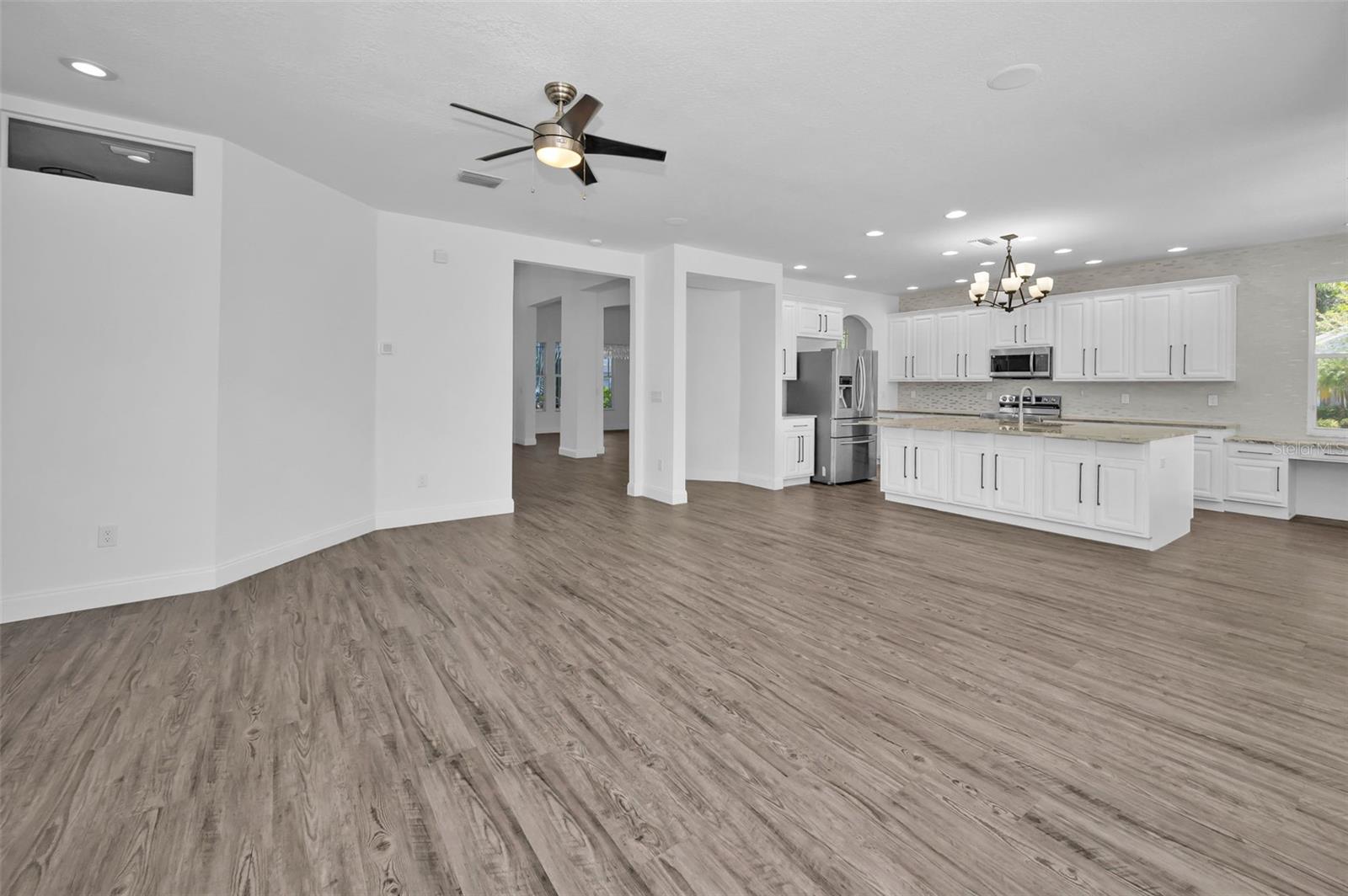 Image 26 of 93 For 10530 Canary Isle Drive