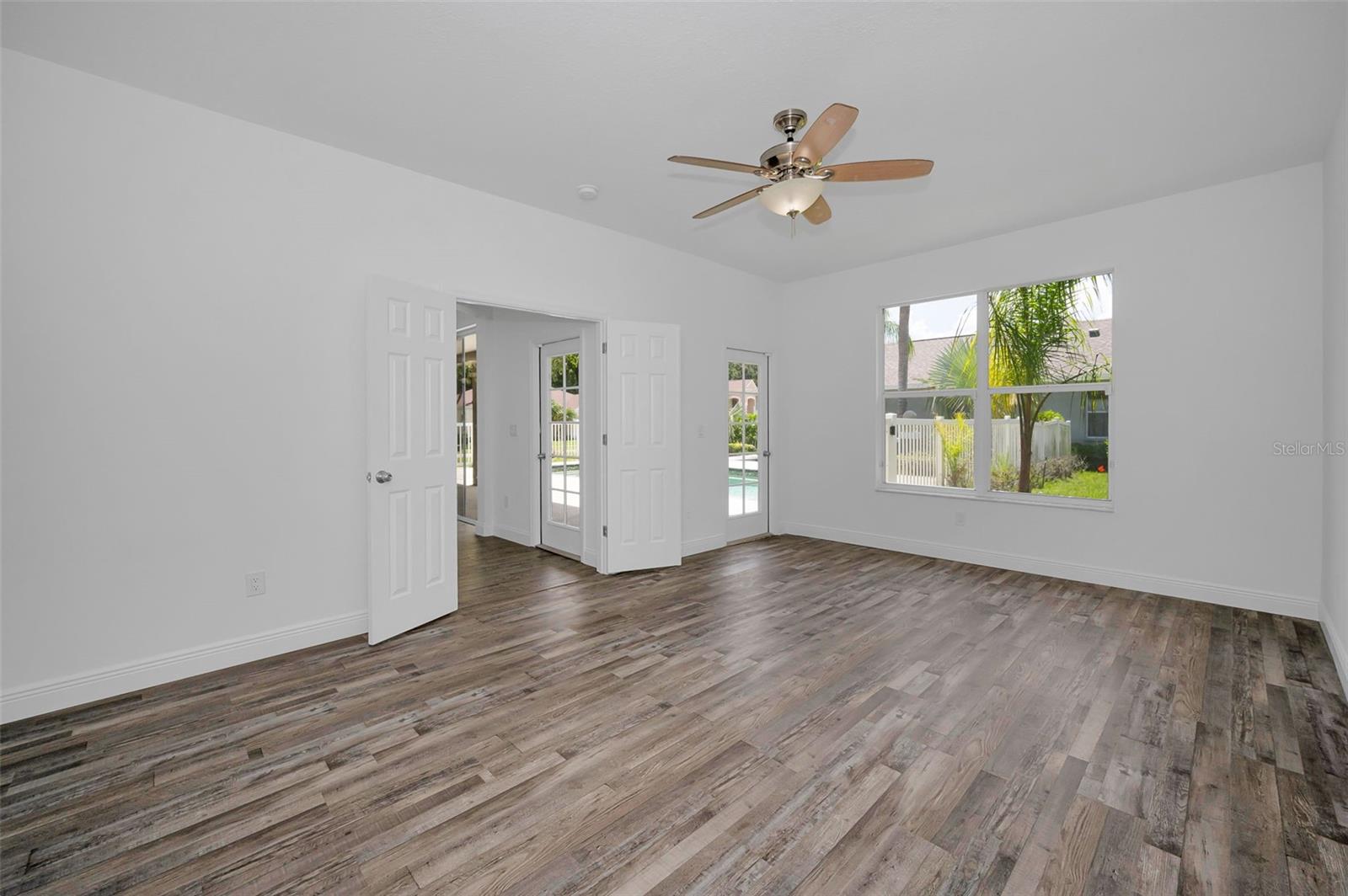 Image 28 of 93 For 10530 Canary Isle Drive