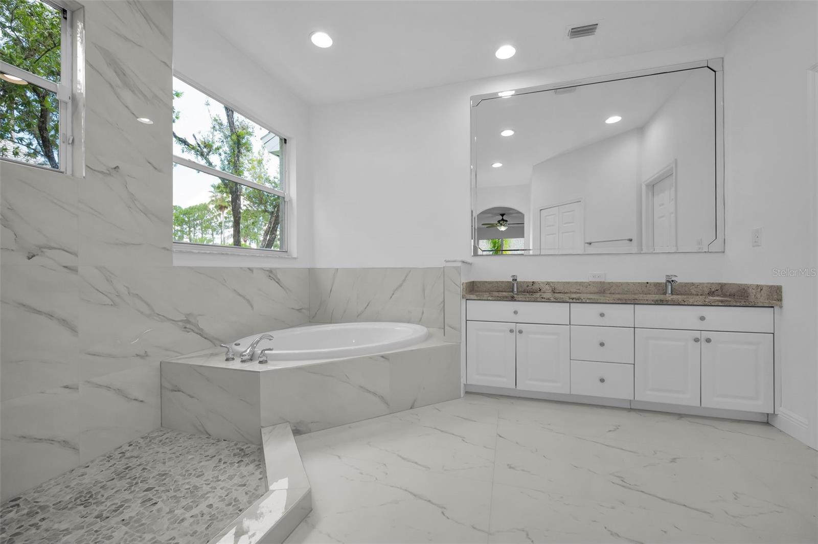 Image 31 of 93 For 10530 Canary Isle Drive