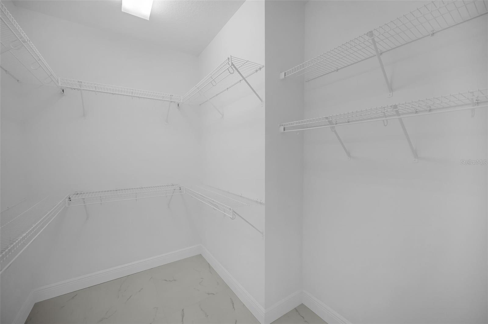 Image 33 of 93 For 10530 Canary Isle Drive