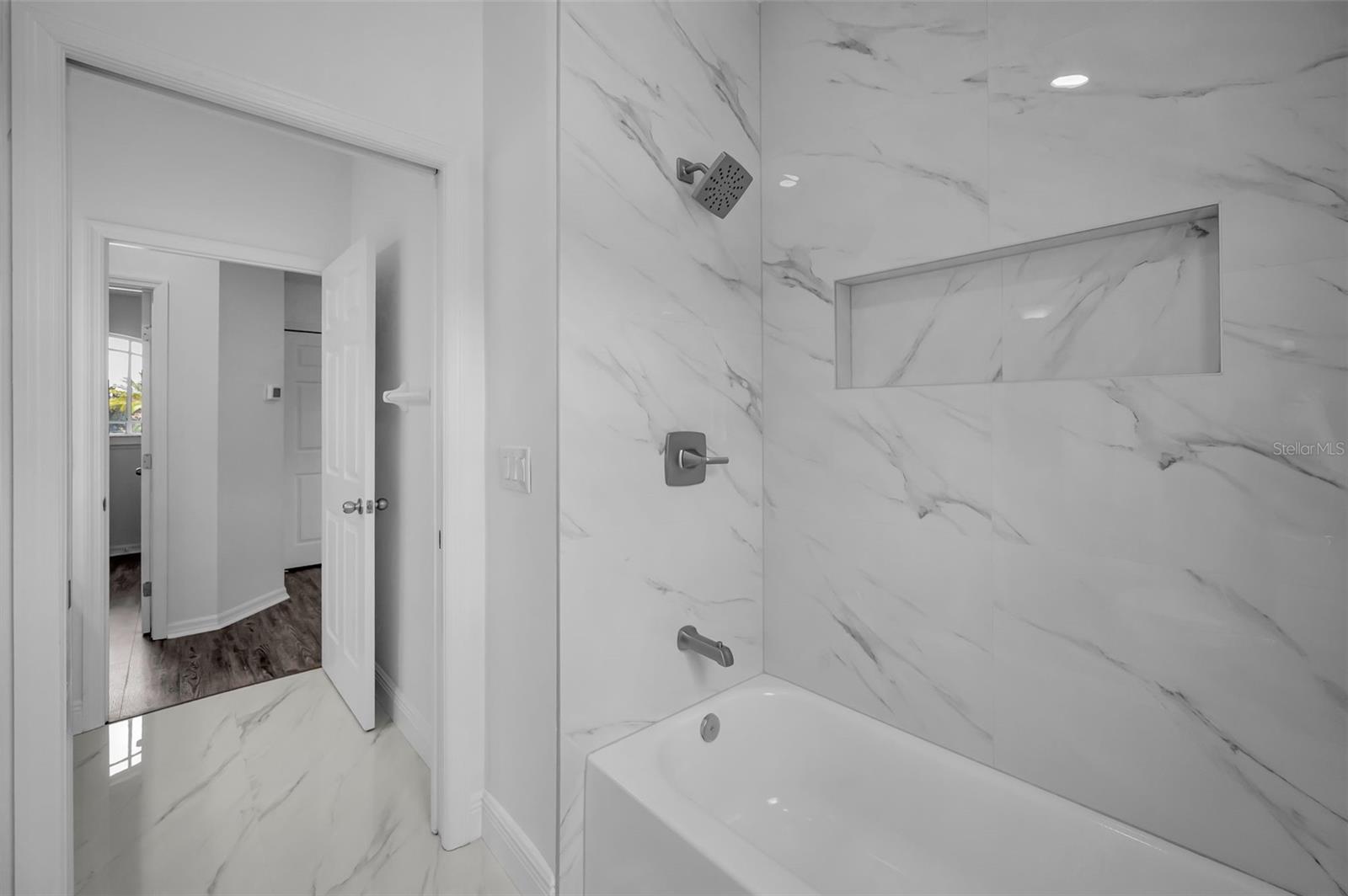 Image 45 of 93 For 10530 Canary Isle Drive