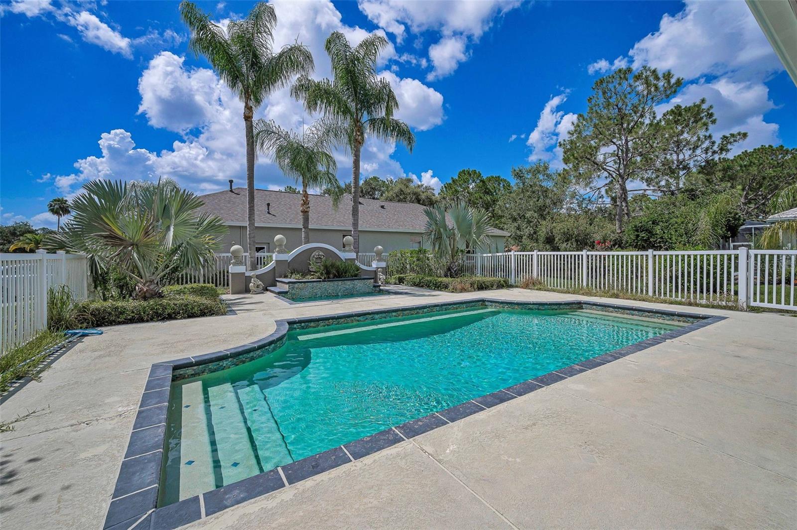 Image 50 of 93 For 10530 Canary Isle Drive
