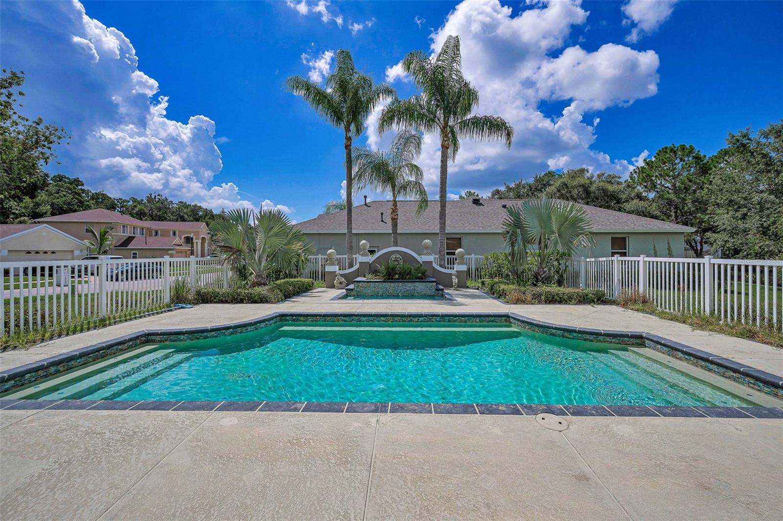 Image 51 of 93 For 10530 Canary Isle Drive