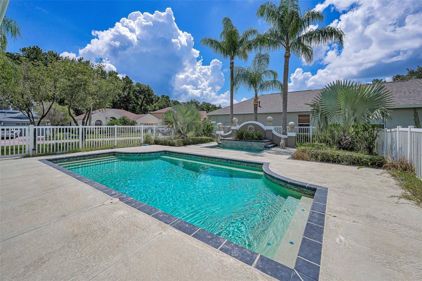 Image 56 of 93 For 10530 Canary Isle Drive