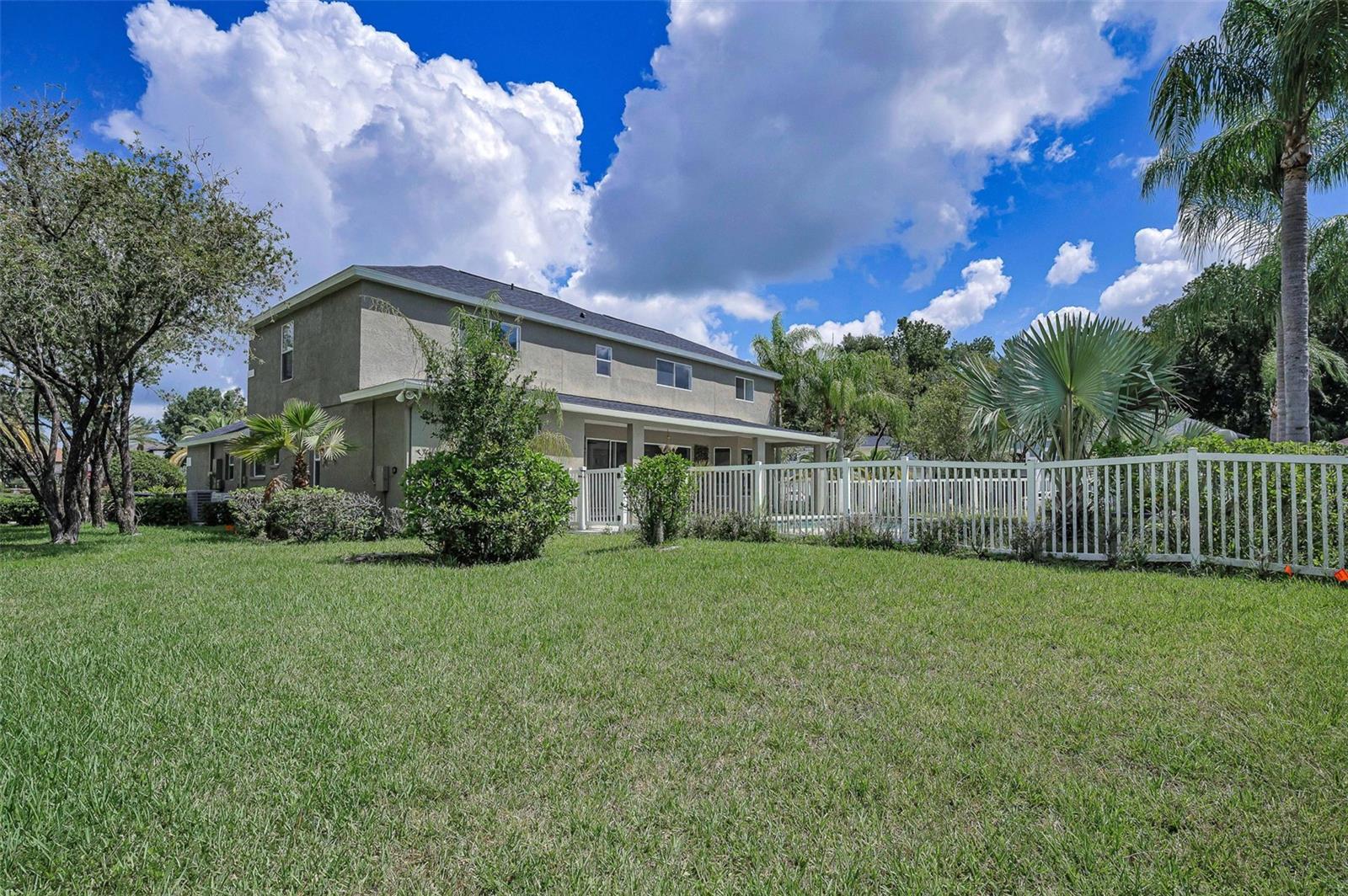 Image 59 of 93 For 10530 Canary Isle Drive
