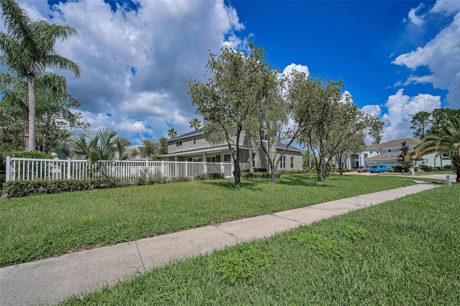 Image 63 of 93 For 10530 Canary Isle Drive