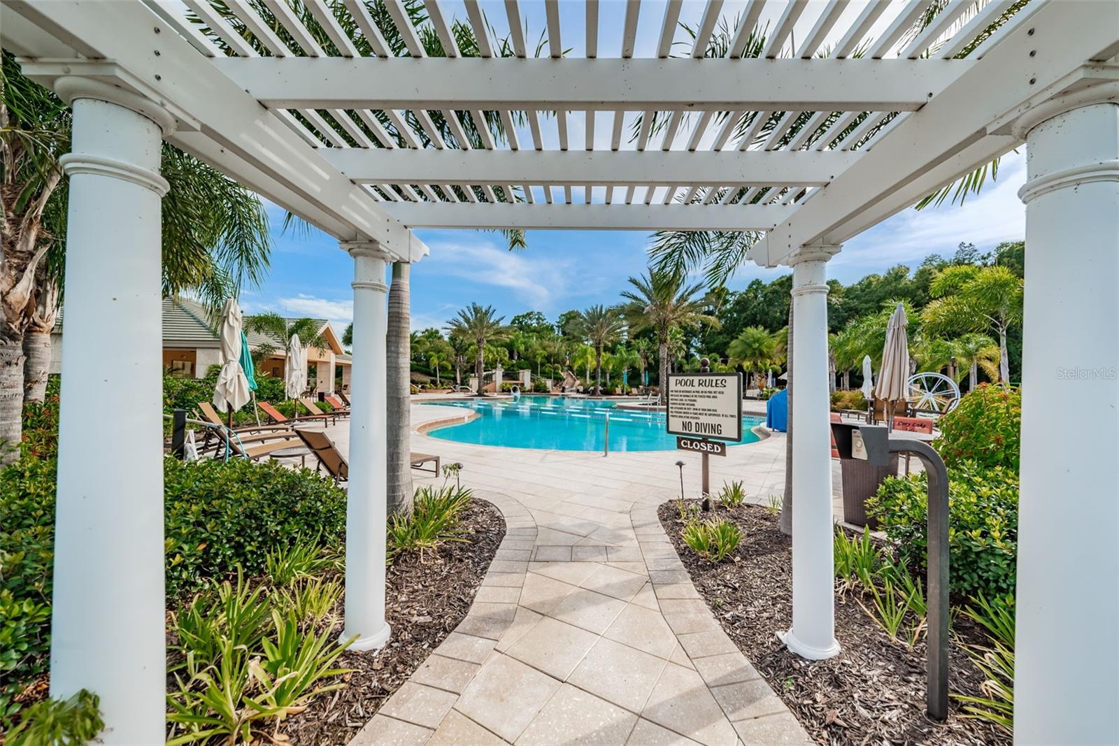 Image 81 of 93 For 10530 Canary Isle Drive