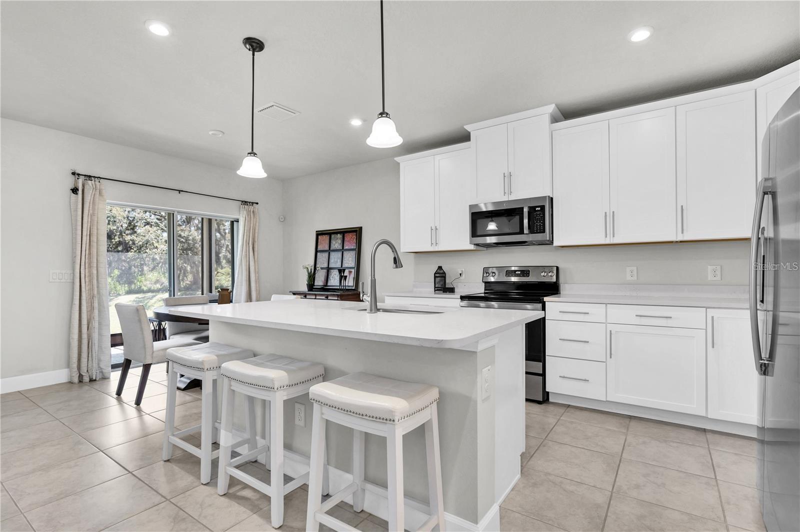 Image 4 of 40 For 8352 Greenway Avenue