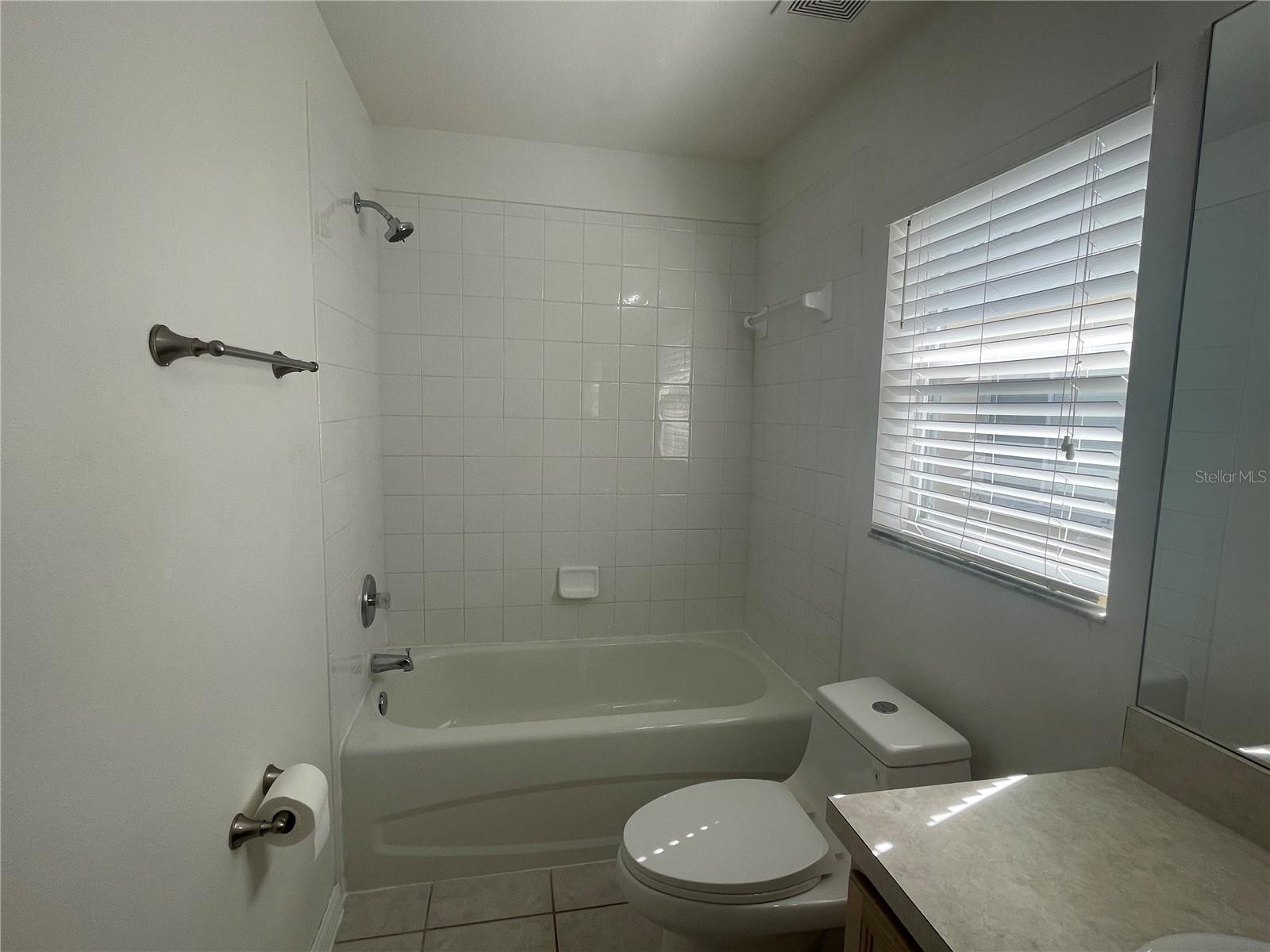 Image 16 of 35 For 18143 Portside St