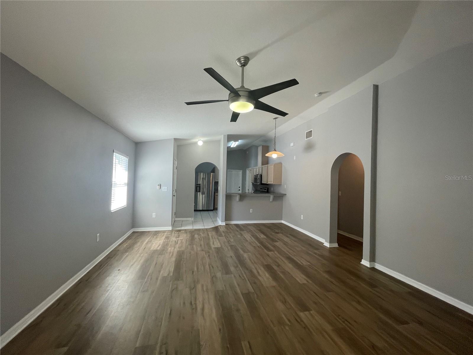 Image 4 of 35 For 18143 Portside St