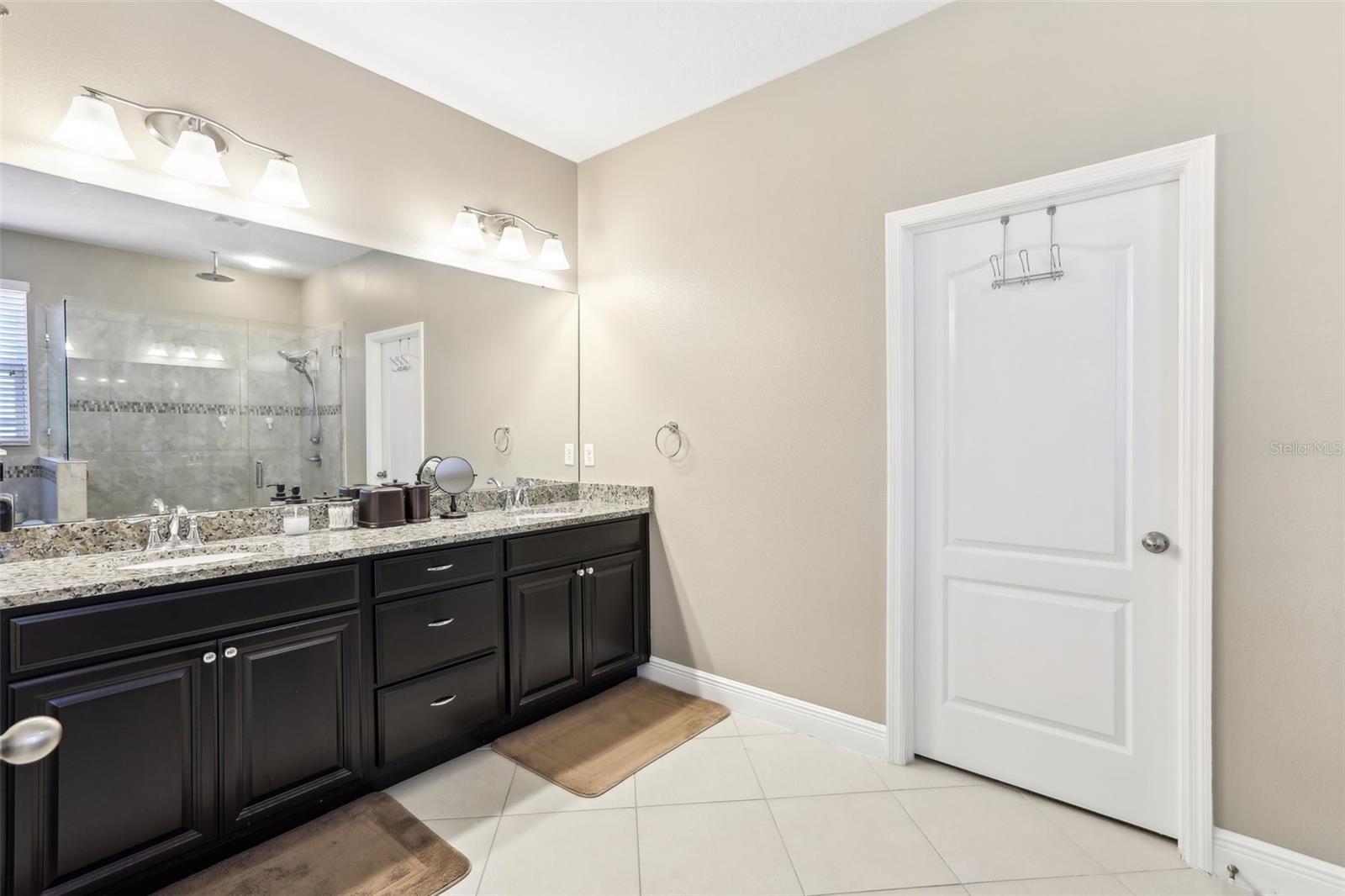 Image 21 of 49 For 11544 Lake Lucaya Drive