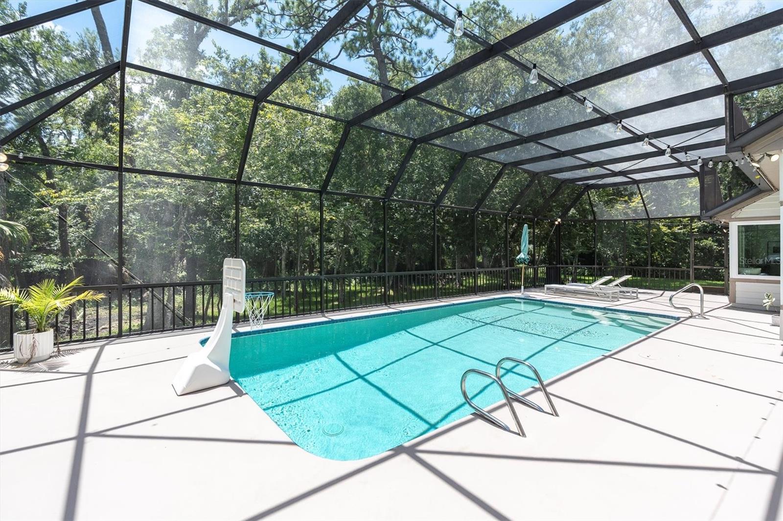 Listing photo id 30 for 300 Cascade Lane