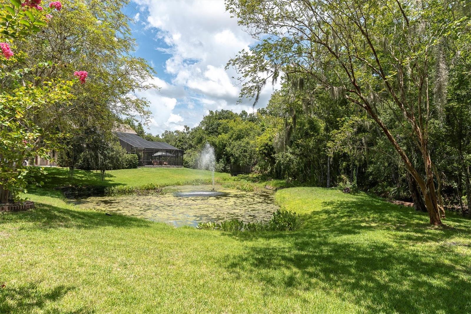Listing photo id 31 for 300 Cascade Lane