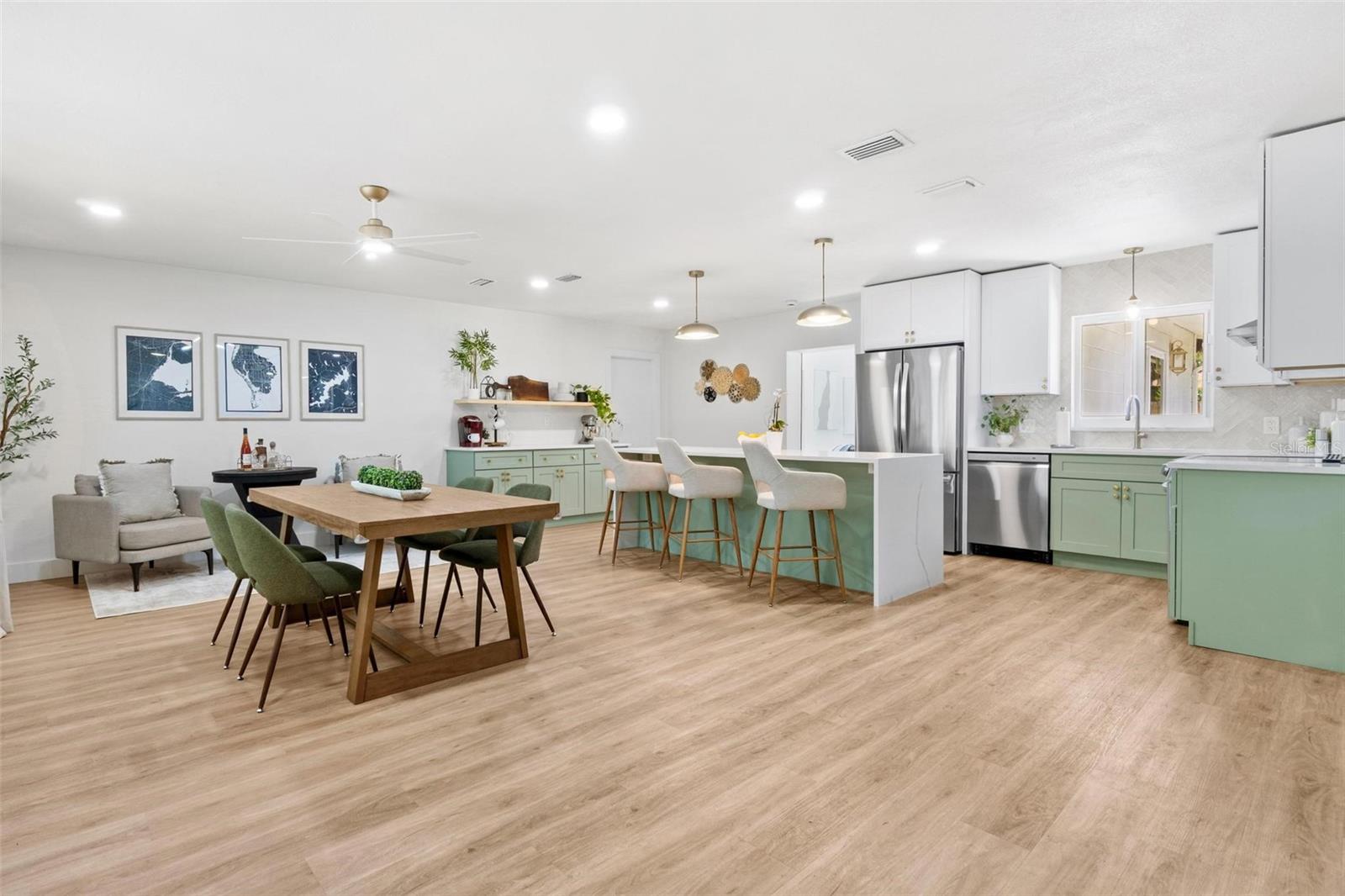 Image 10 of 37 For 8263 27th Avenue N