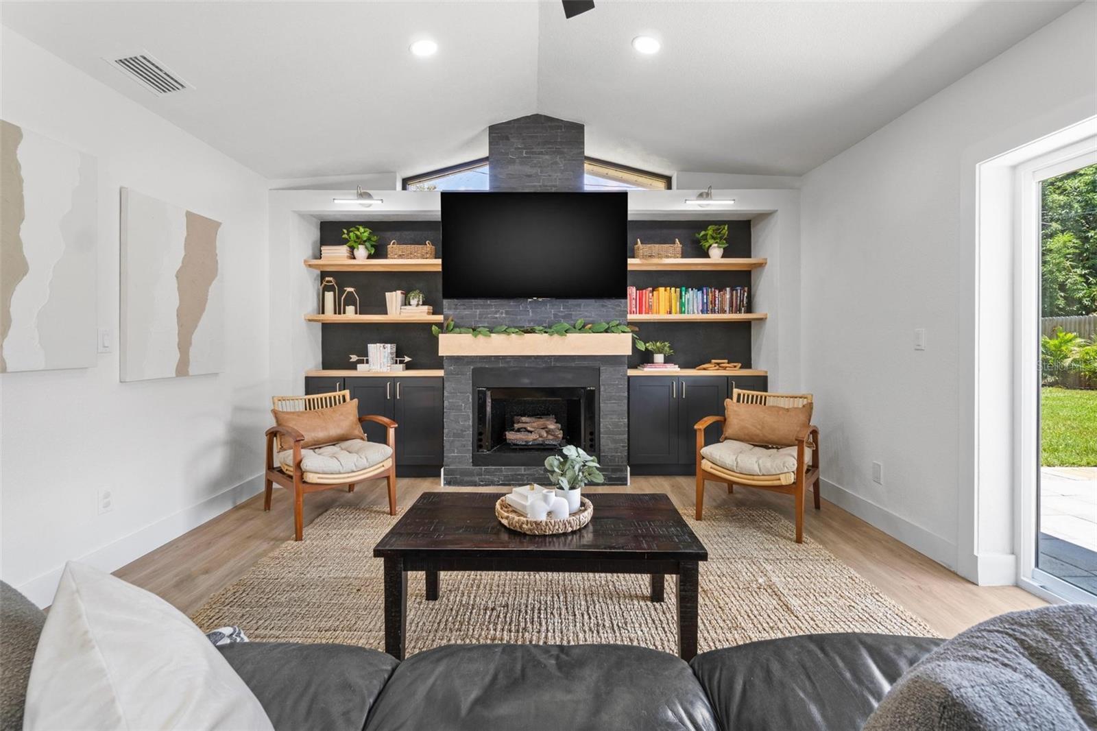 Image 4 of 37 For 8263 27th Avenue N