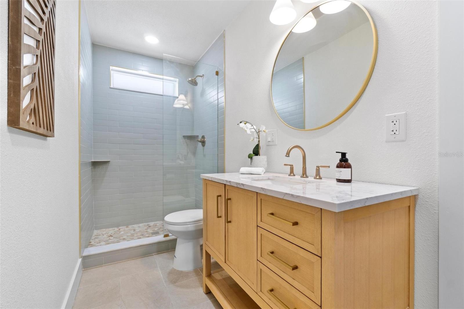 Image 5 of 37 For 8263 27th Avenue N