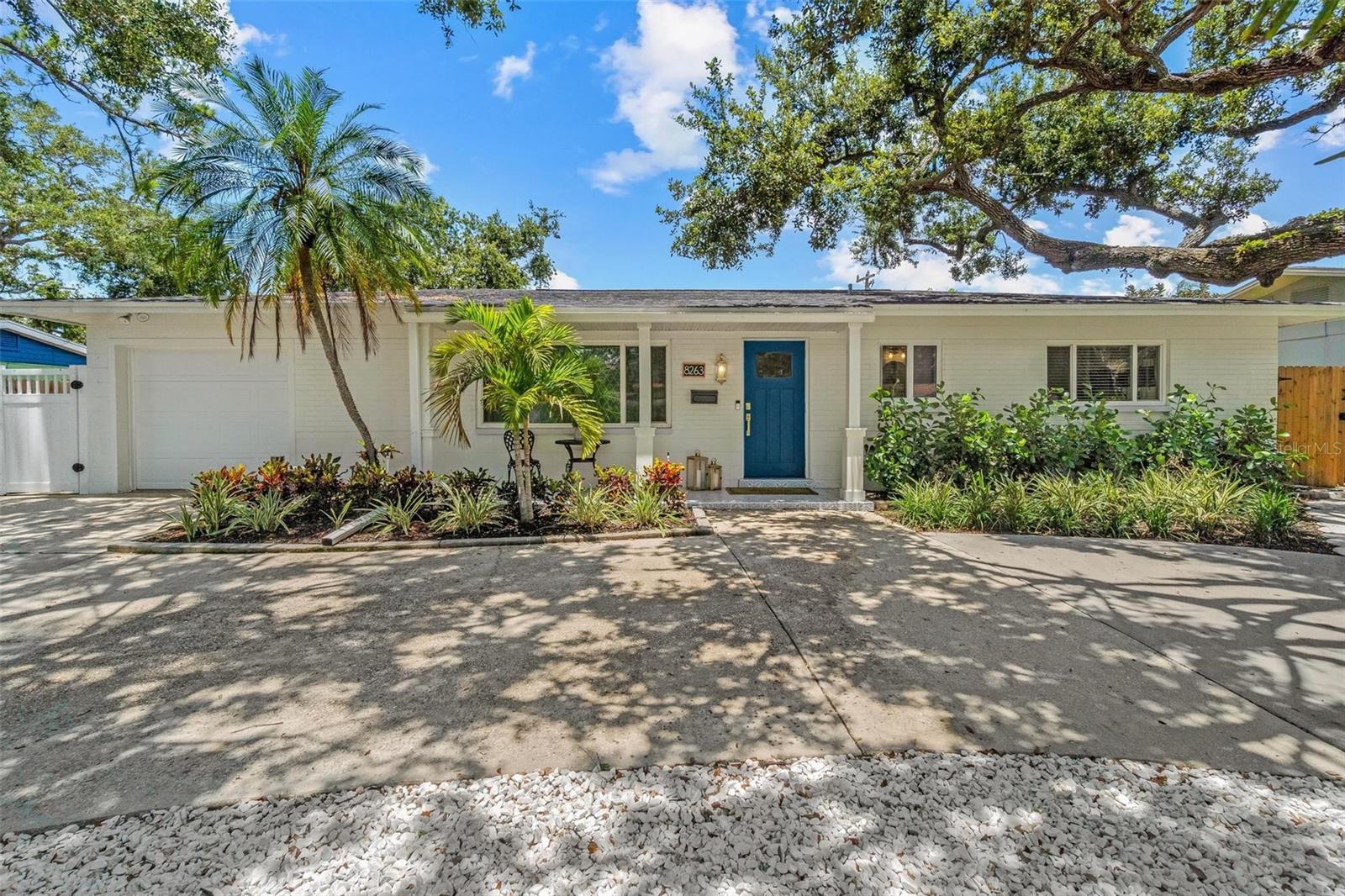 Image 8 of 37 For 8263 27th Avenue N