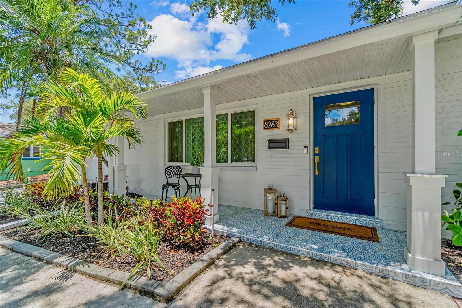 Image 9 of 37 For 8263 27th Avenue N