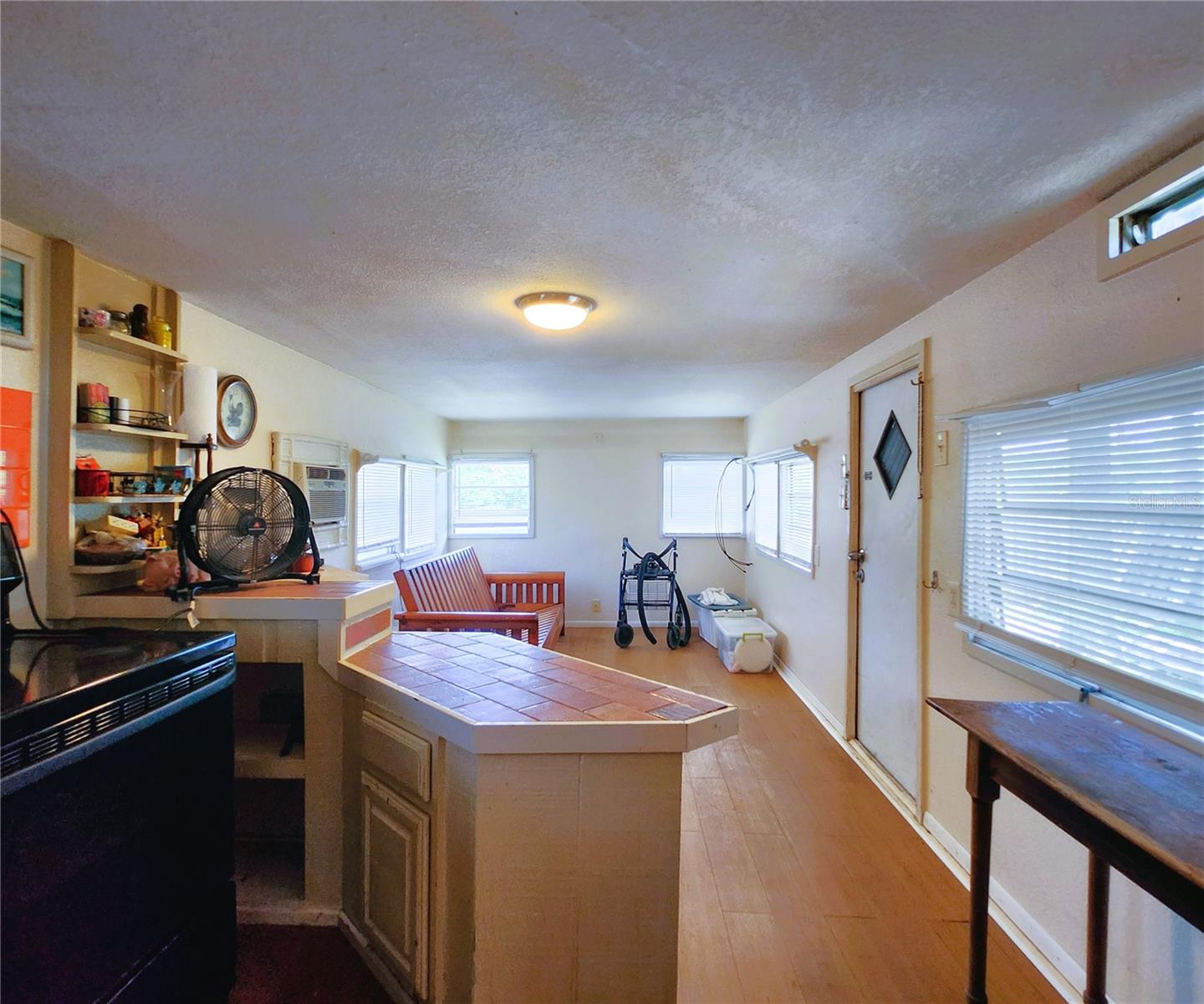Image 23 of 31 For 6977 Edgewater Drive